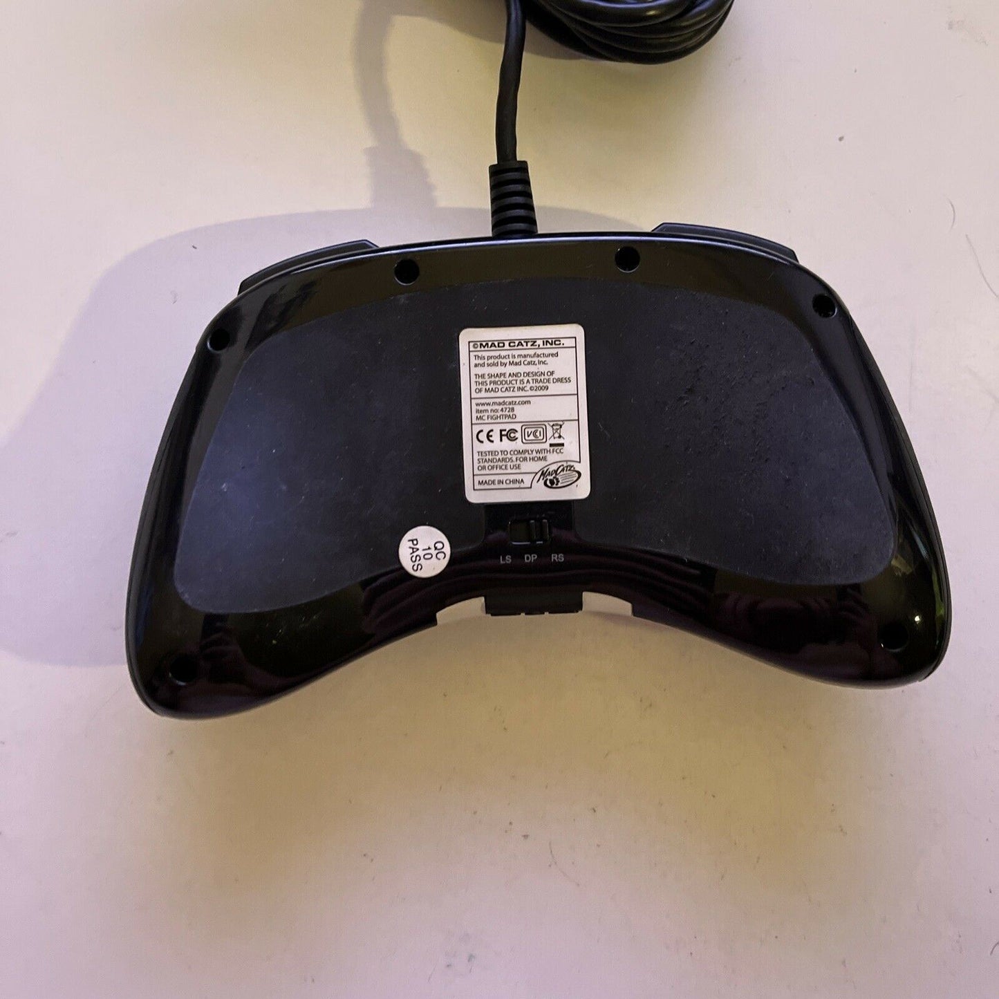 Mad Catz Fighting Pad Xbox 360 Controller Fightpad