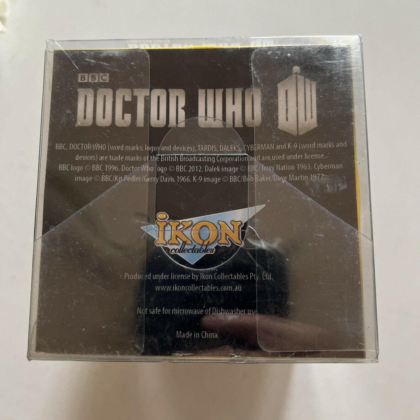 Official Doctor Who TARDIS Can Cooler Stubby Holder