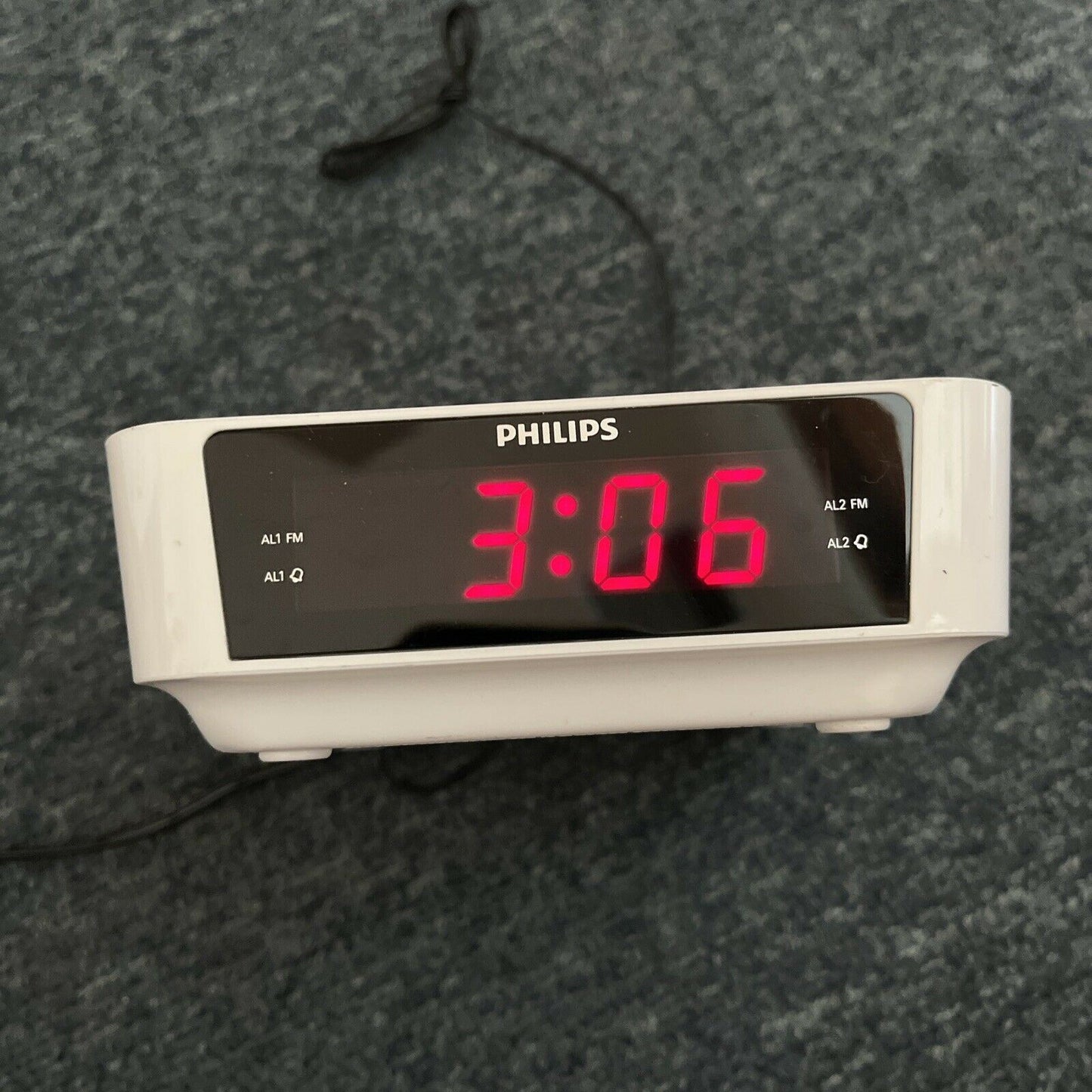 Philips AJ3115/79 Alarm FM Clock Radio