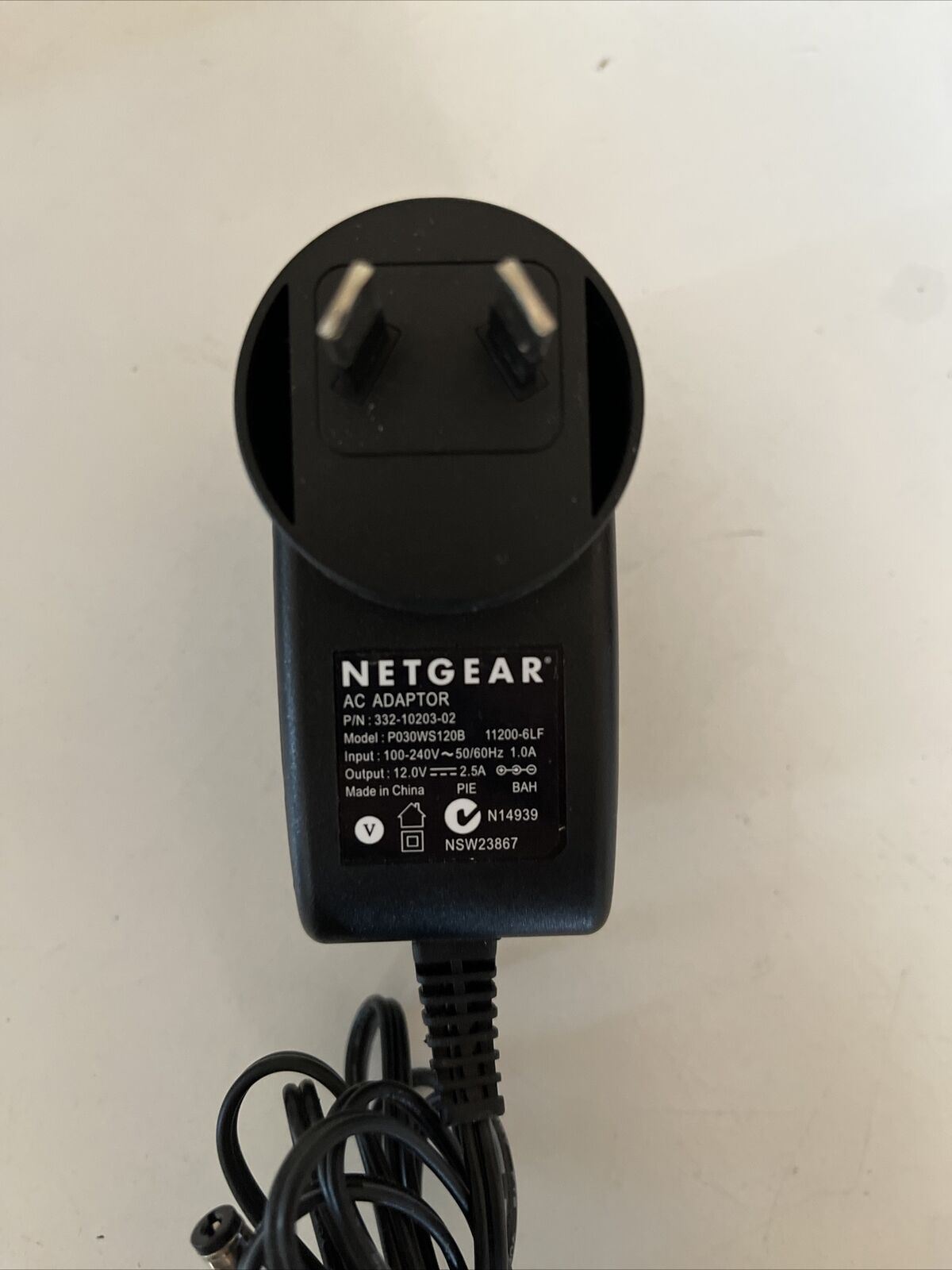 Genuine Netgear P030WS120B AC Adapter 12V 2.5A Power Supply