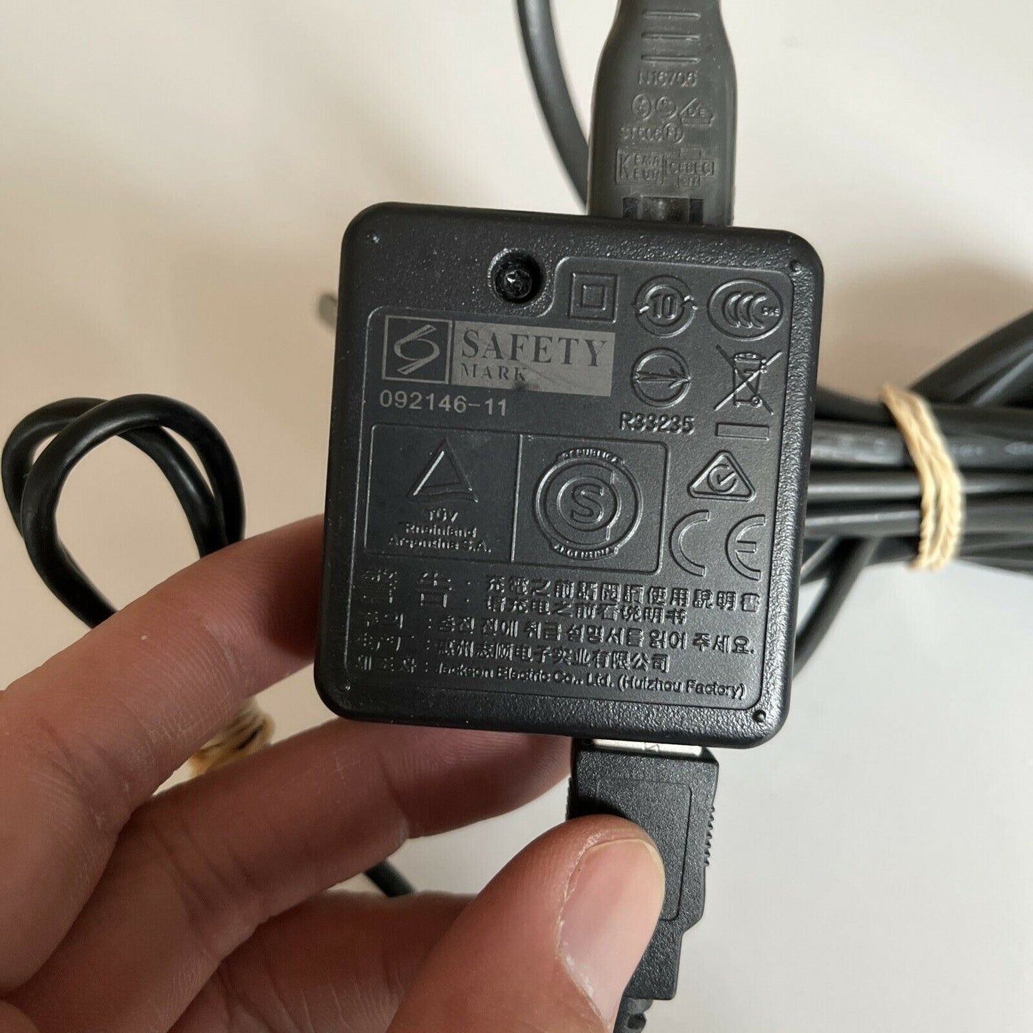 Genuine Olympus AC Adapter F-2AC and Cable For Olympus STYLUS Camera