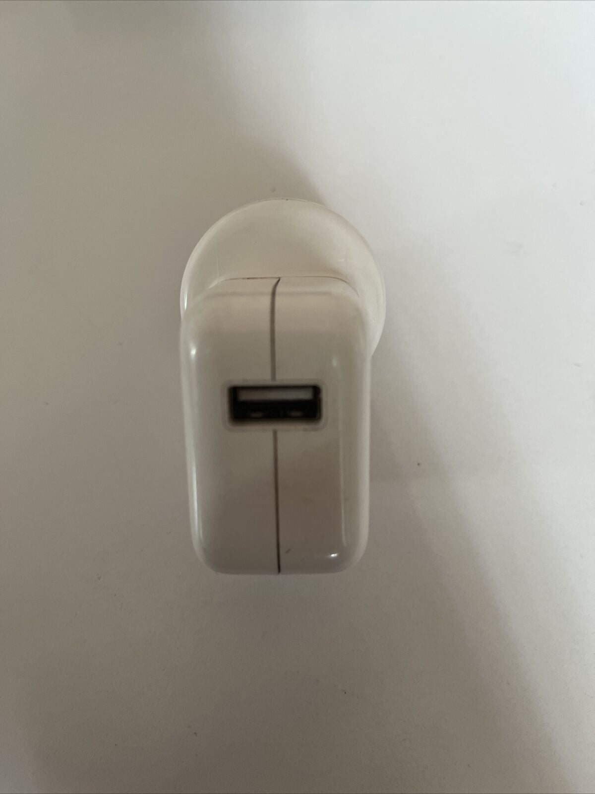 Genuine Apple 10W USB Power Adapter A1357