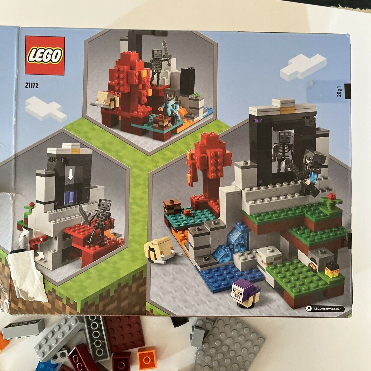 LEGO Minecraft: The Ruined Portal (21172) Incomplete Uncounted
