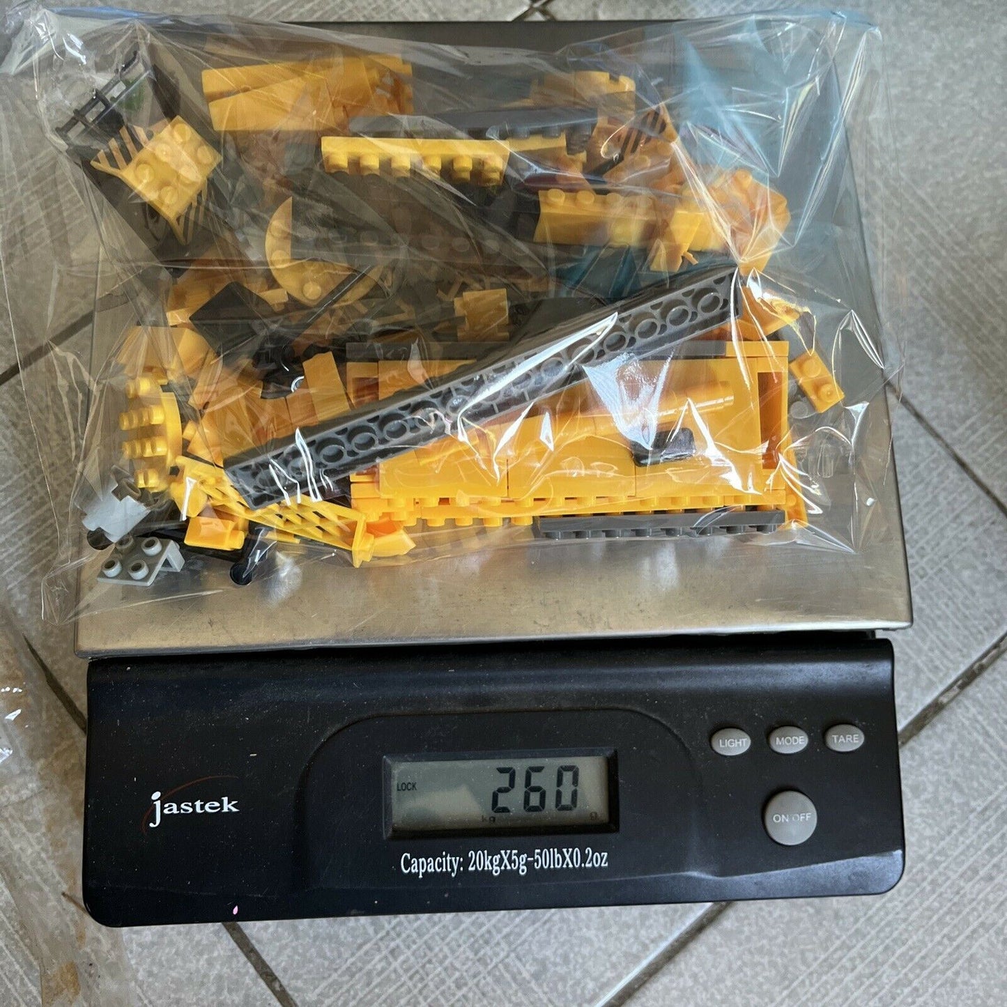 Assorted LEGO Yellow Construction 260g