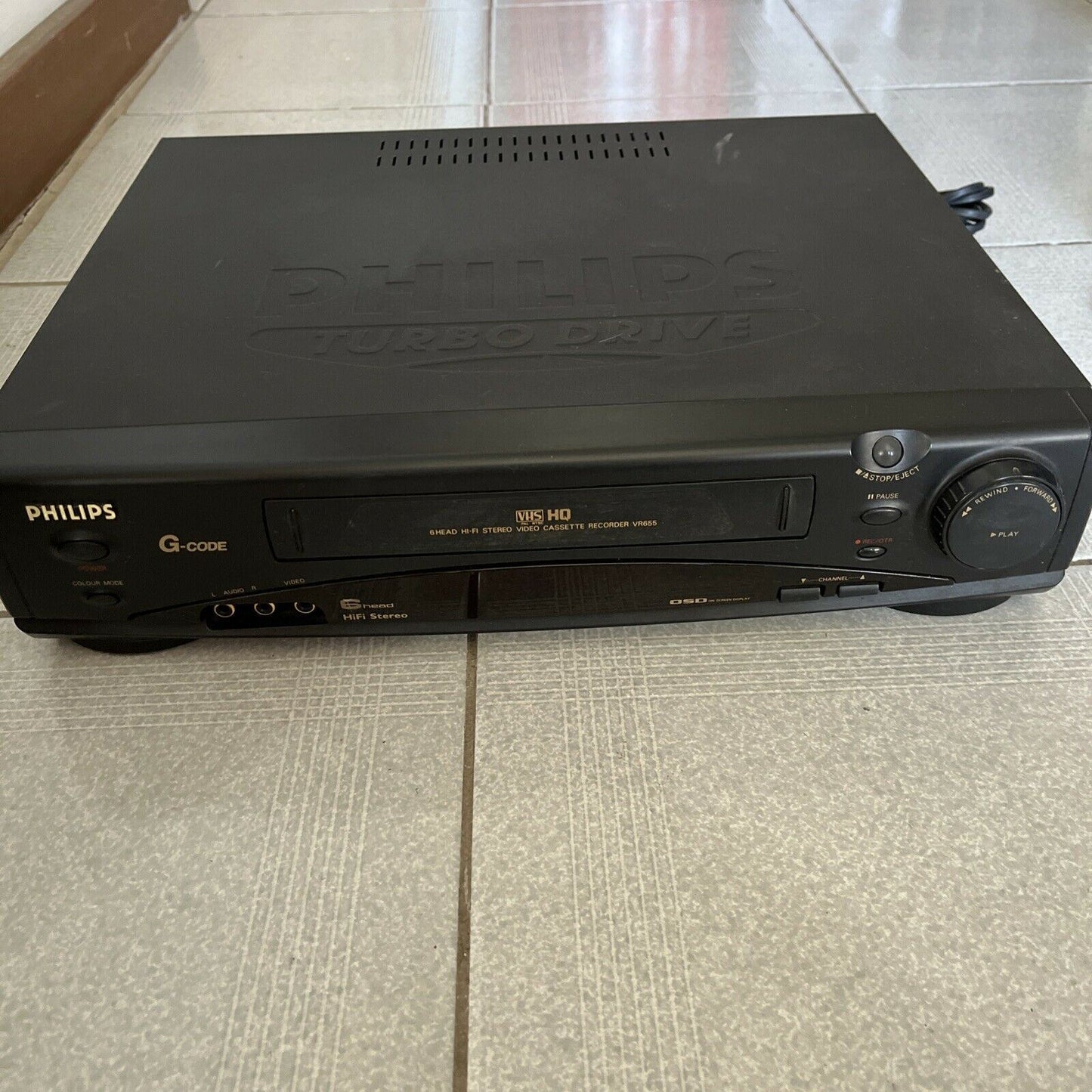 Philips Turbo Drive 6 Head VCR VHS Player & Recorder VR655/75
