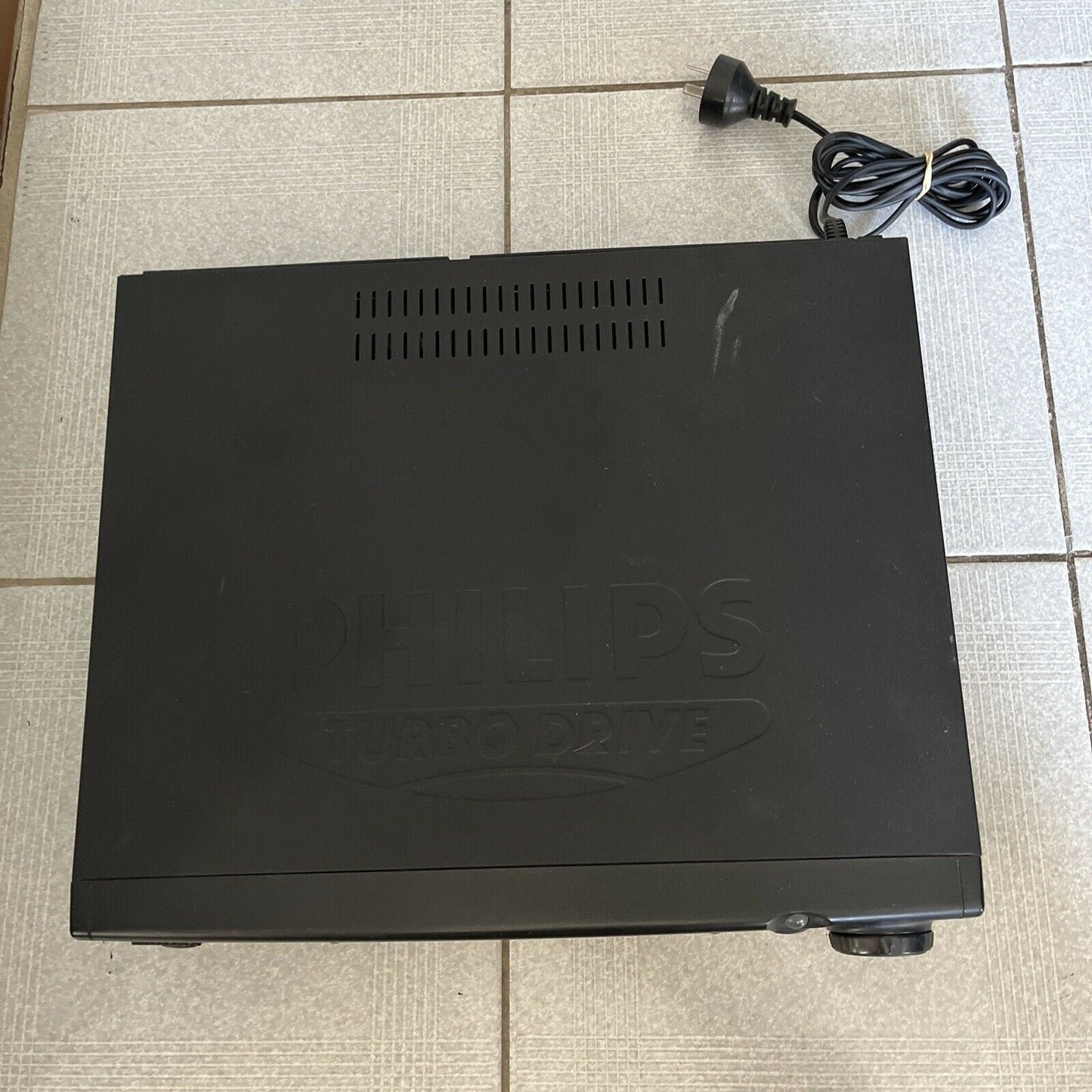 Philips Turbo Drive 6 Head VCR VHS Player & Recorder VR655/75