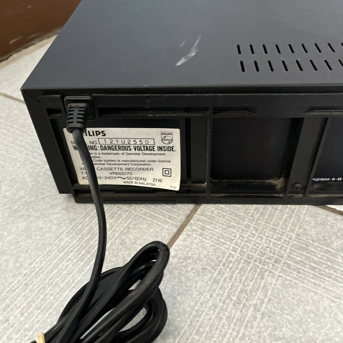 Philips Turbo Drive 6 Head VCR VHS Player & Recorder VR655/75