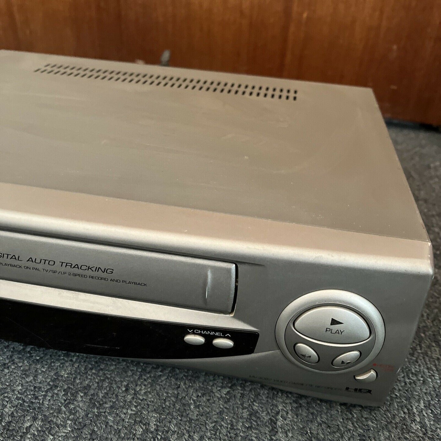 Teac MV-3092 VCR Player Recorder PAL/NTSC Playback No Remote