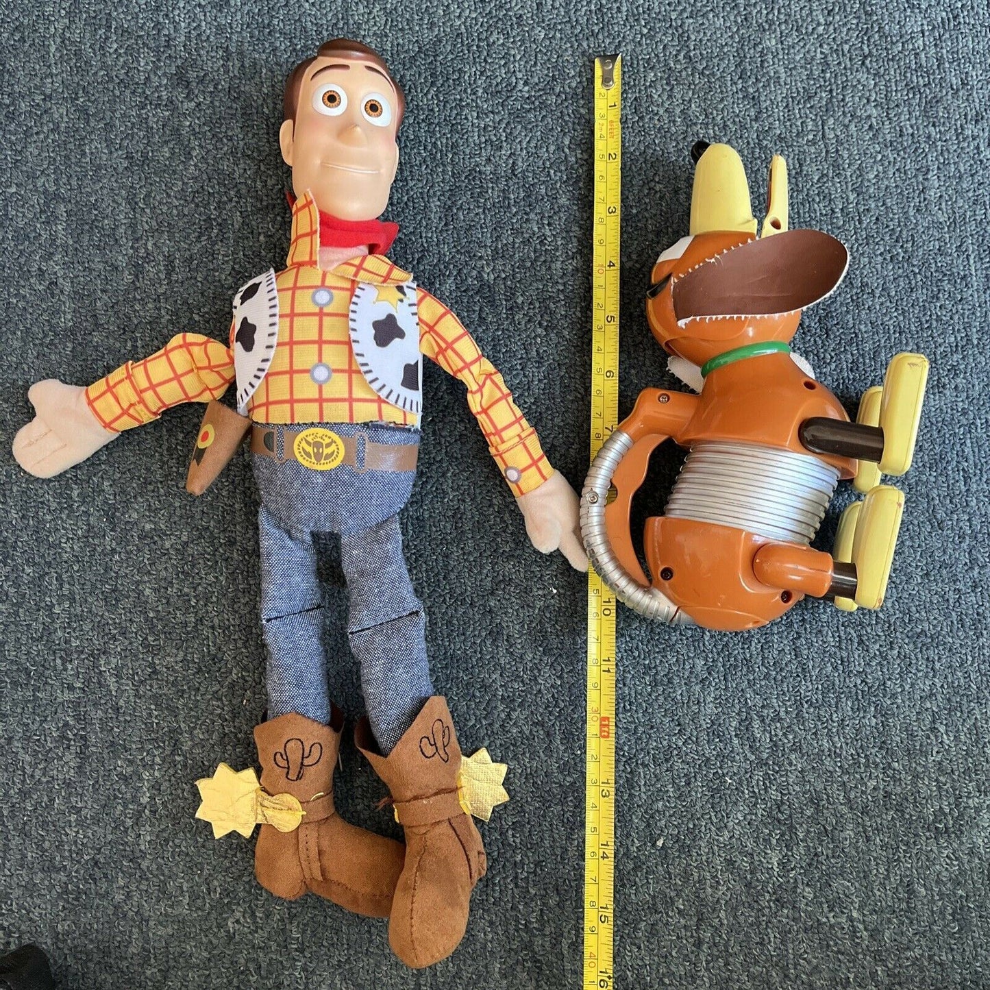 Disney Pixar Toy Story Sheriff Woody 15 Inch & Slinky Dog Figure 22cm