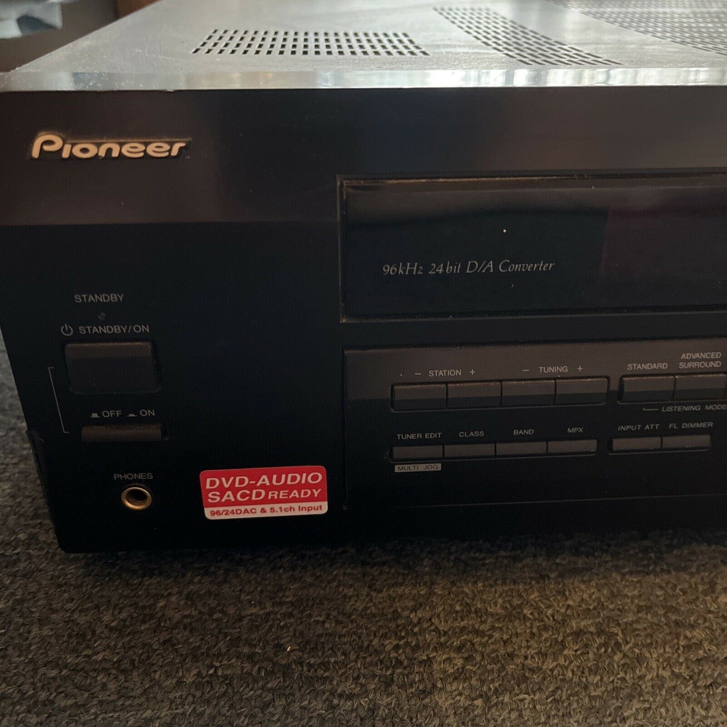 Pioneer Audio/Video Multi-Channel Receiver VSX-D512 (NO Remote)