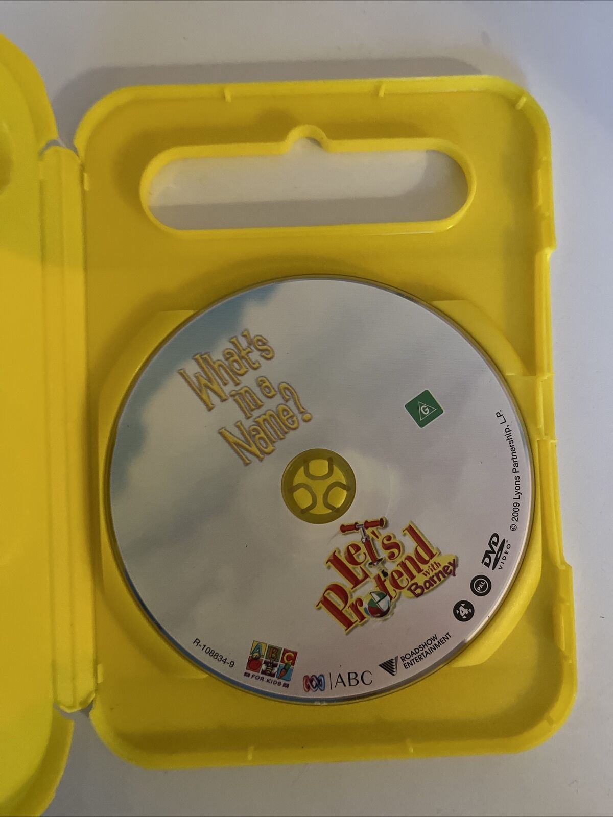 Barney - What's in a Name / Let's Pretend (DVD, 2008) Region 4