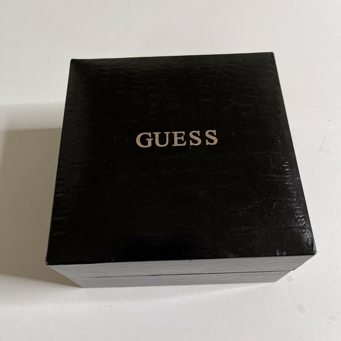 Guess Watch Case Box 10 x 11 cm
