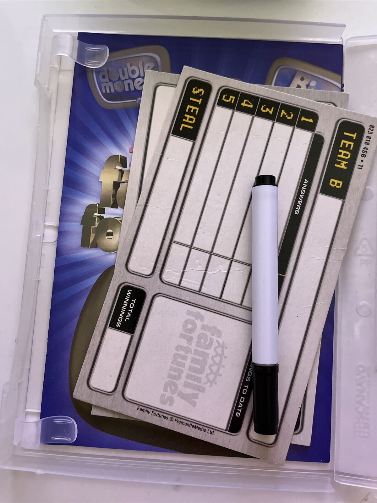 Family Fortunes Interactive DVD Game - Play Quiz game with your remote. Region 2