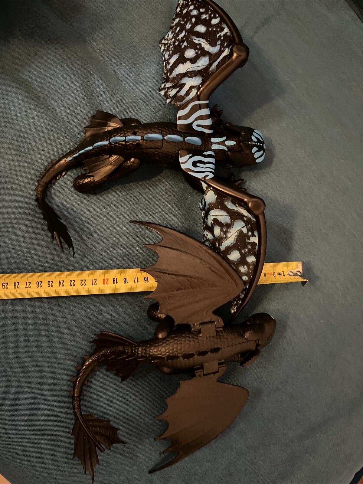 2x Lot Dragons Deluxe Toothless How to train your Dragon figure