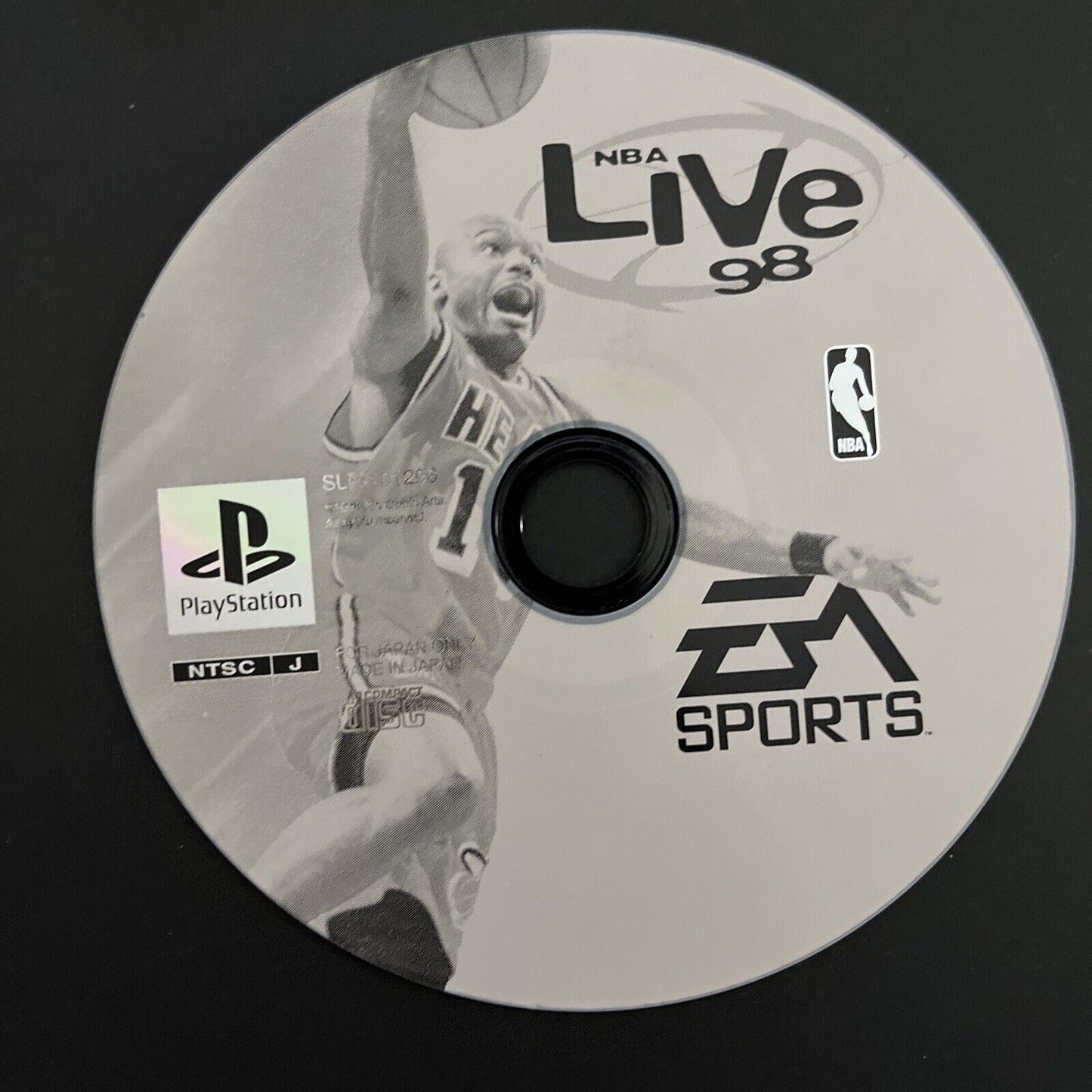 NBA Live 98 - Sony PlayStation PS1 NTSC-J JAPAN EA SPORTS Basketball 1998 Game
