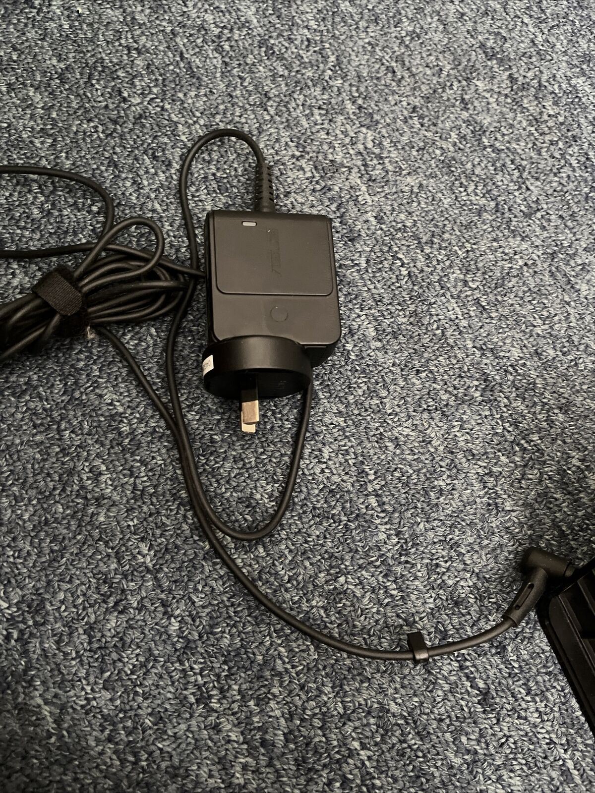 ASUS RT-AC68U Dual Band 1Gbps Gigabit Wireless Internet Router Missing 1 Antenn