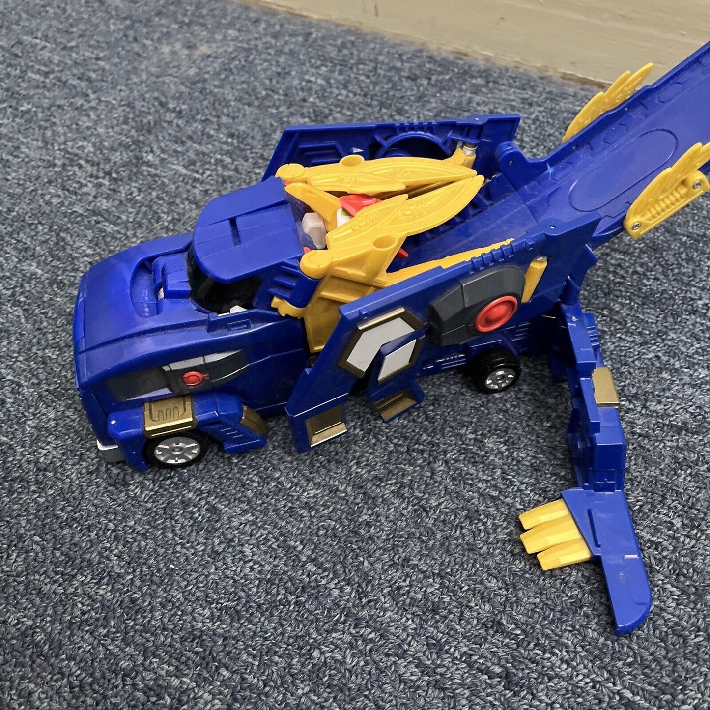 Turning Mecard Mechanimal Mega Teryx Choirock Mattel