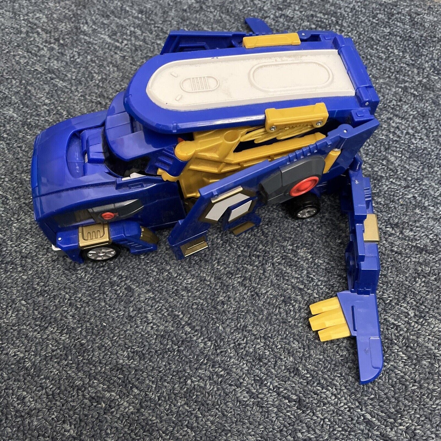 Turning Mecard Mechanimal Mega Teryx Choirock Mattel