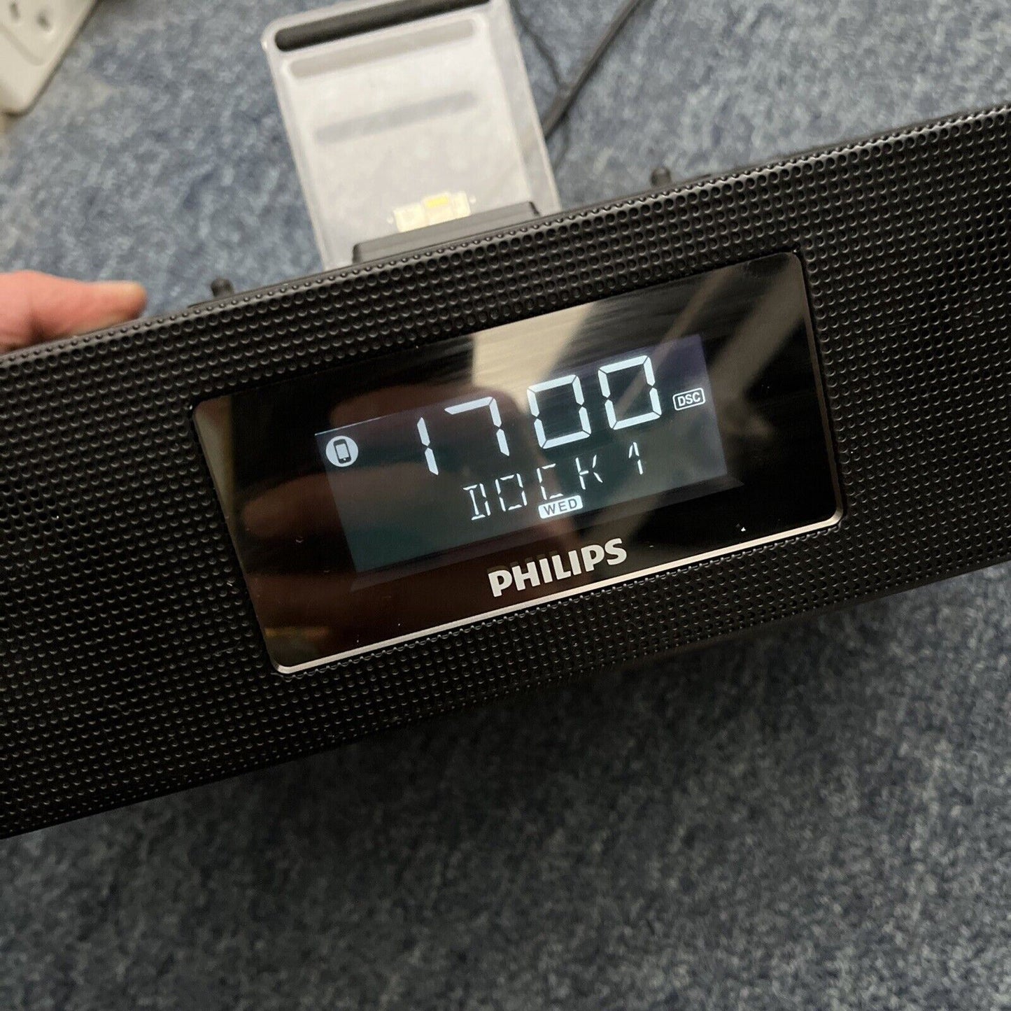 Philips AJ7260D/79 Audio Dual Dock Speaker Dock Alarm Clock Radio