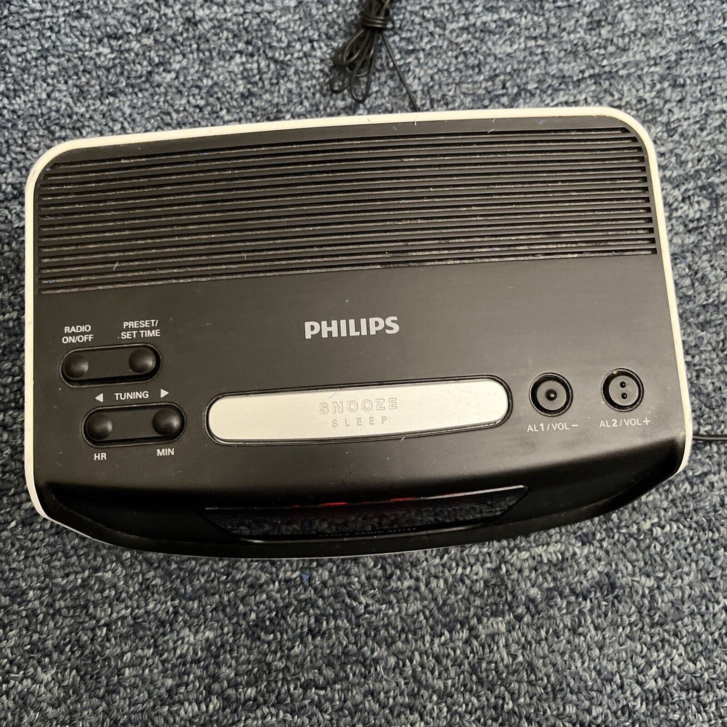 Philips AJ3123/70 Alarm Clock FM Radio with Snooze Function