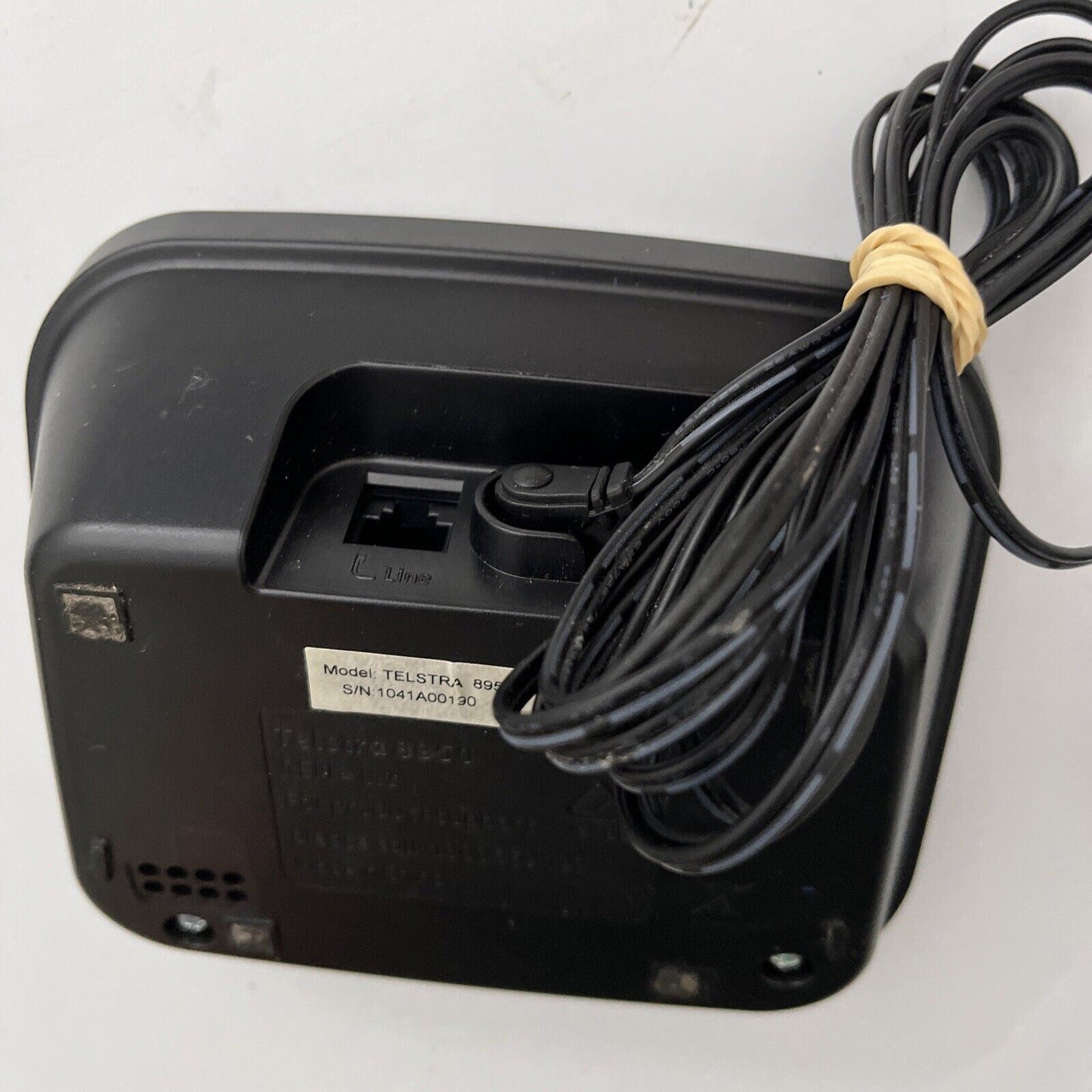 Genuine Telstra 8950 Base Charger & AC Adapter
