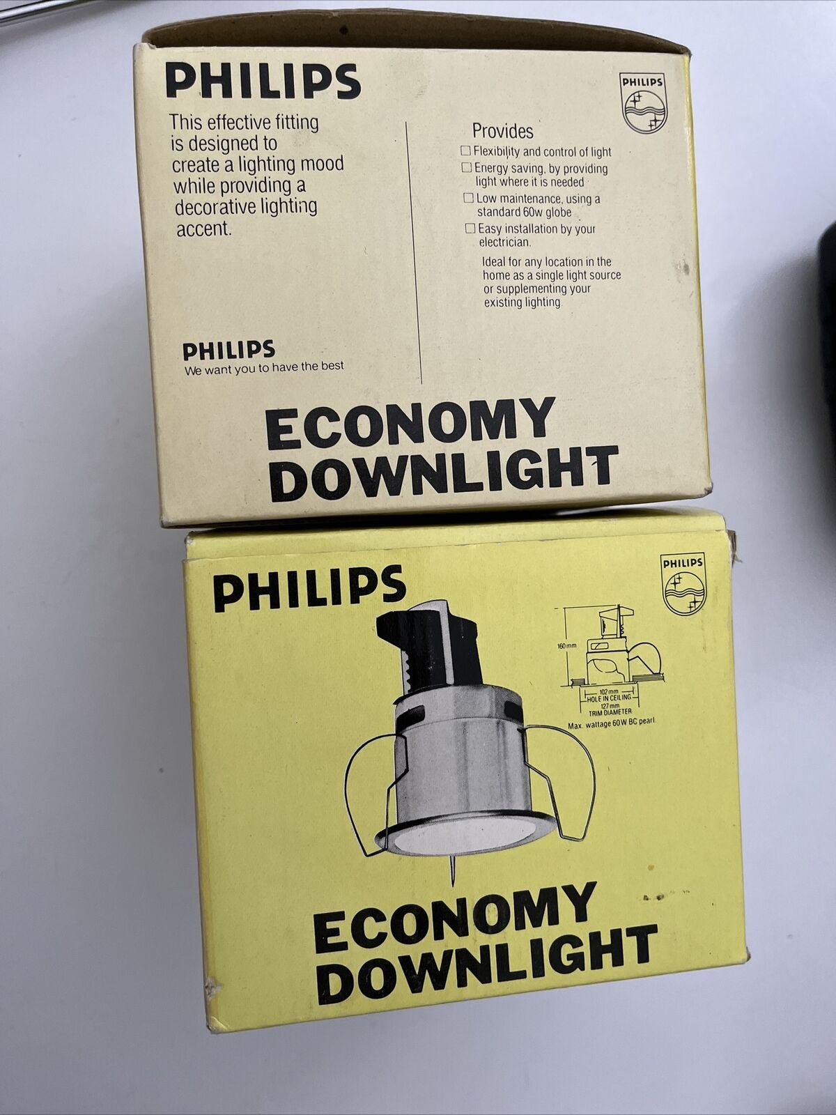 2x Philips Economy Downlight - Does not include bulb