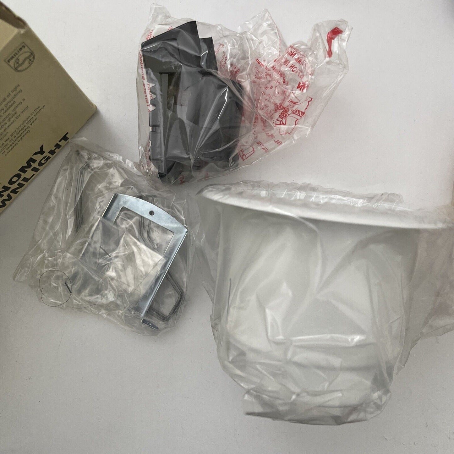 2x Philips Economy Downlight - Does not include bulb