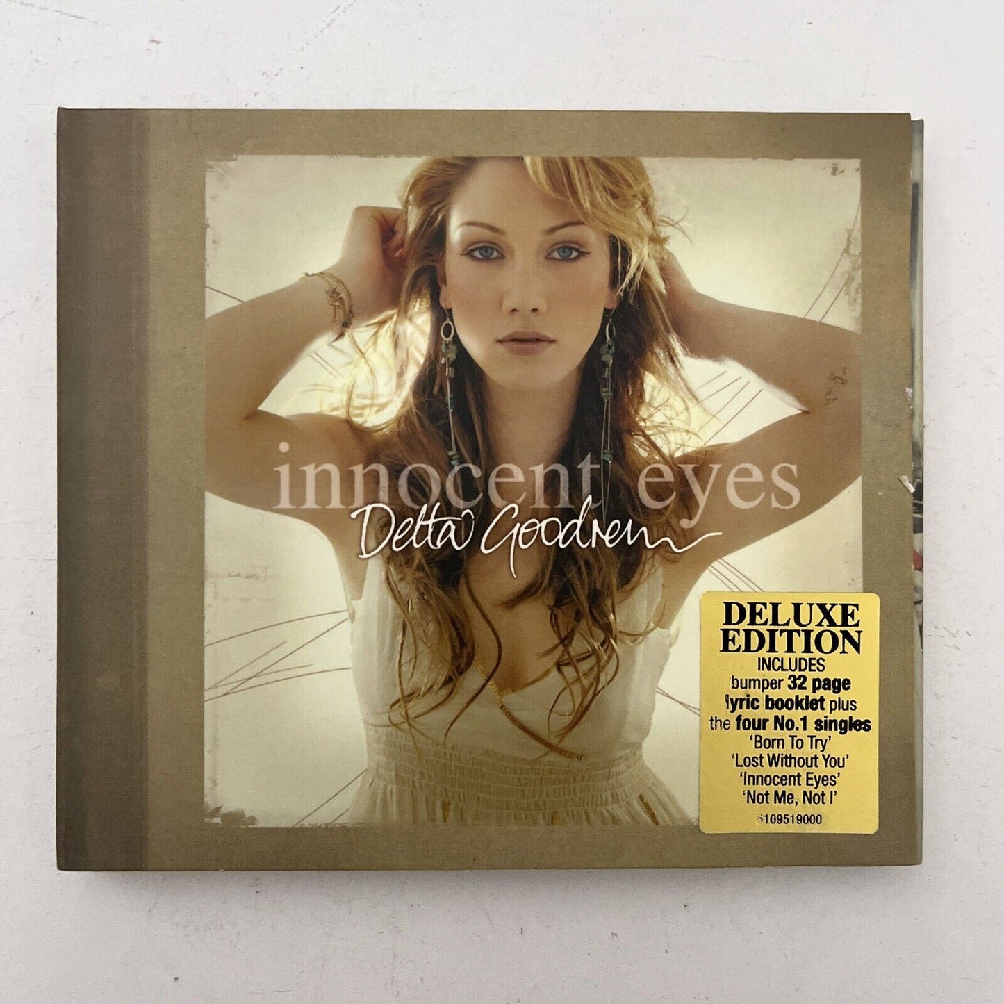 Delta Goodrem – Innocent Eyes Deluxed Edition (CD, 2003) Digipak Album
