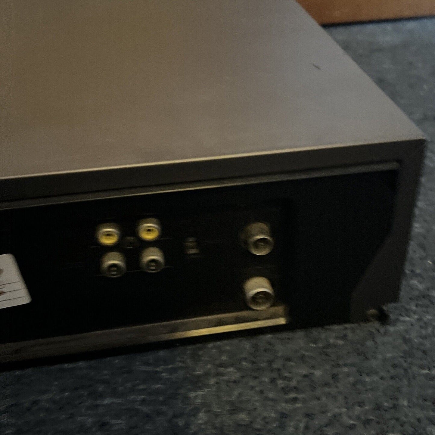 AKAI Pro GX4 Head VCR VS-G485 PAL NTSC VHS Playback & Recording with Remote