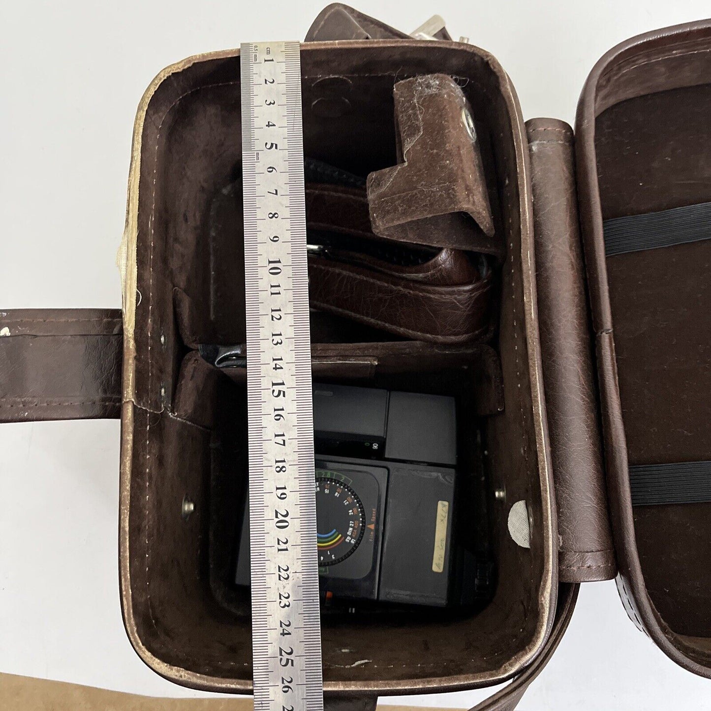 Vintage Camera Bag & Sunpak Flash Auto300 (not working)
