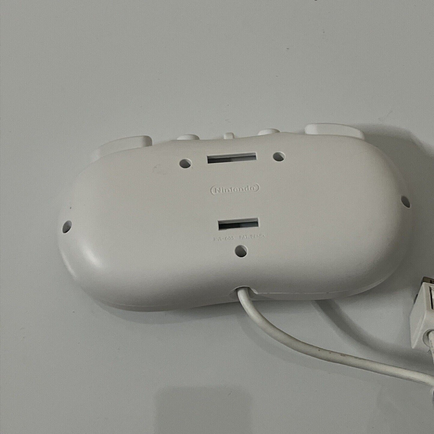 Genuine Official Nintendo Wii Classic Game Pad Controller White