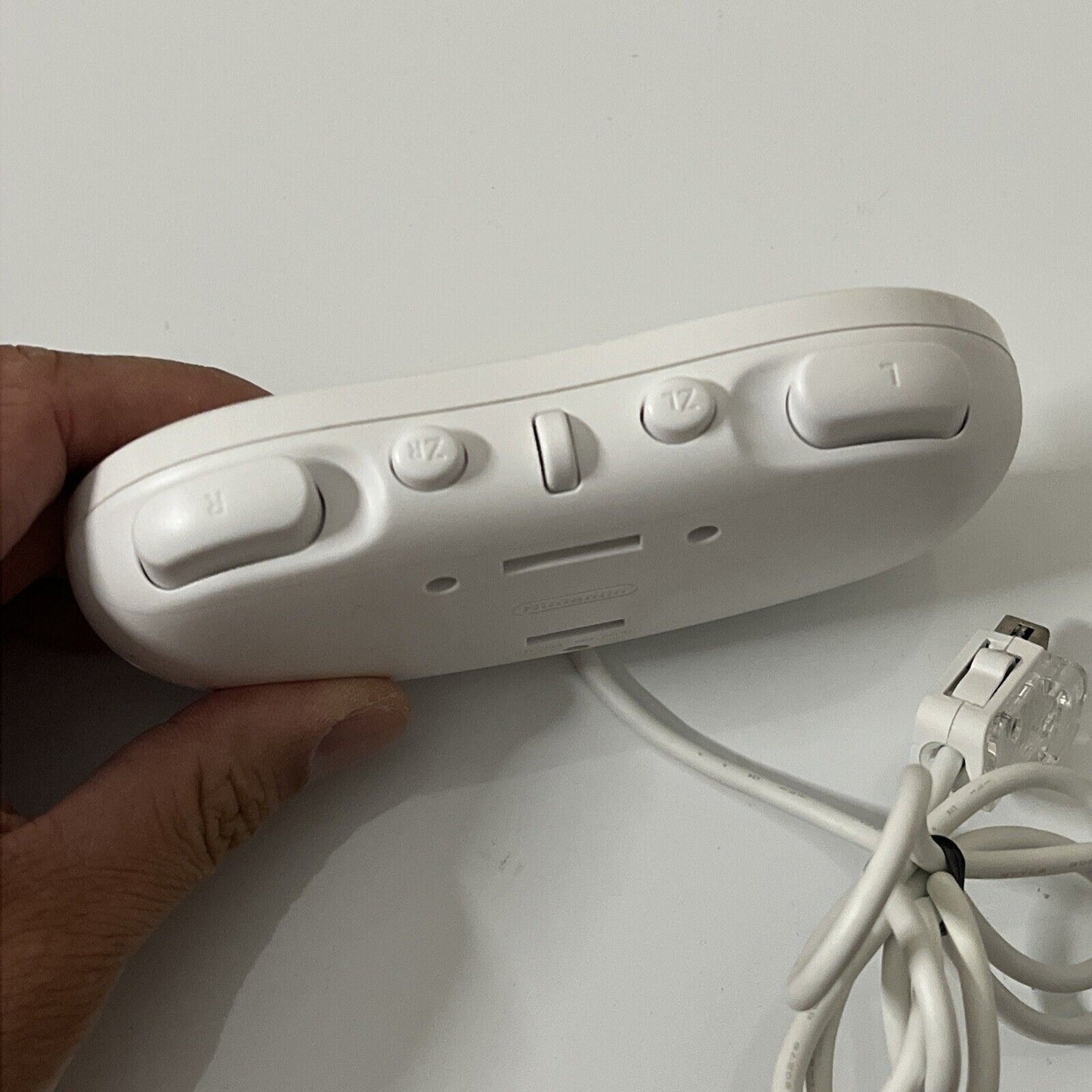 Genuine Official Nintendo Wii Classic Game Pad Controller White