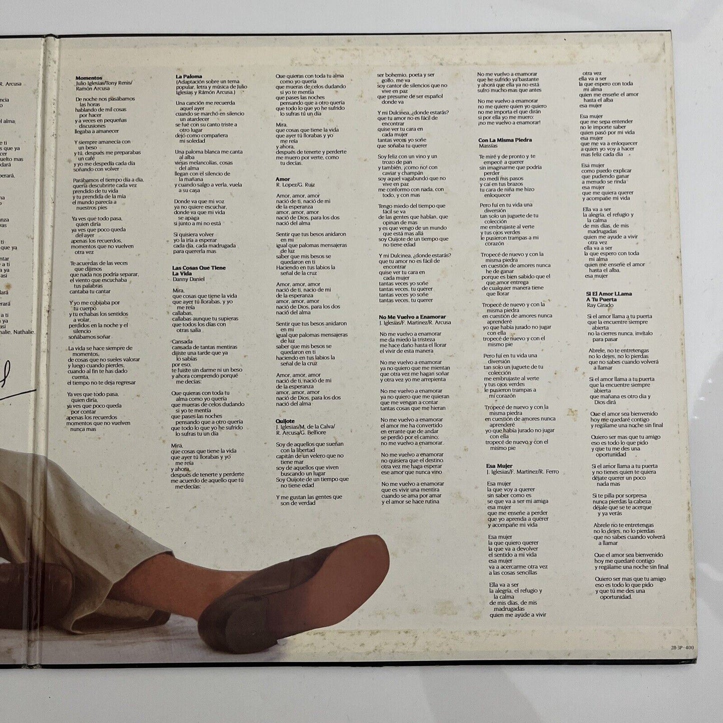 Julio Iglesias – Momentos LP 1982 Vinyl Record 28-3P-400