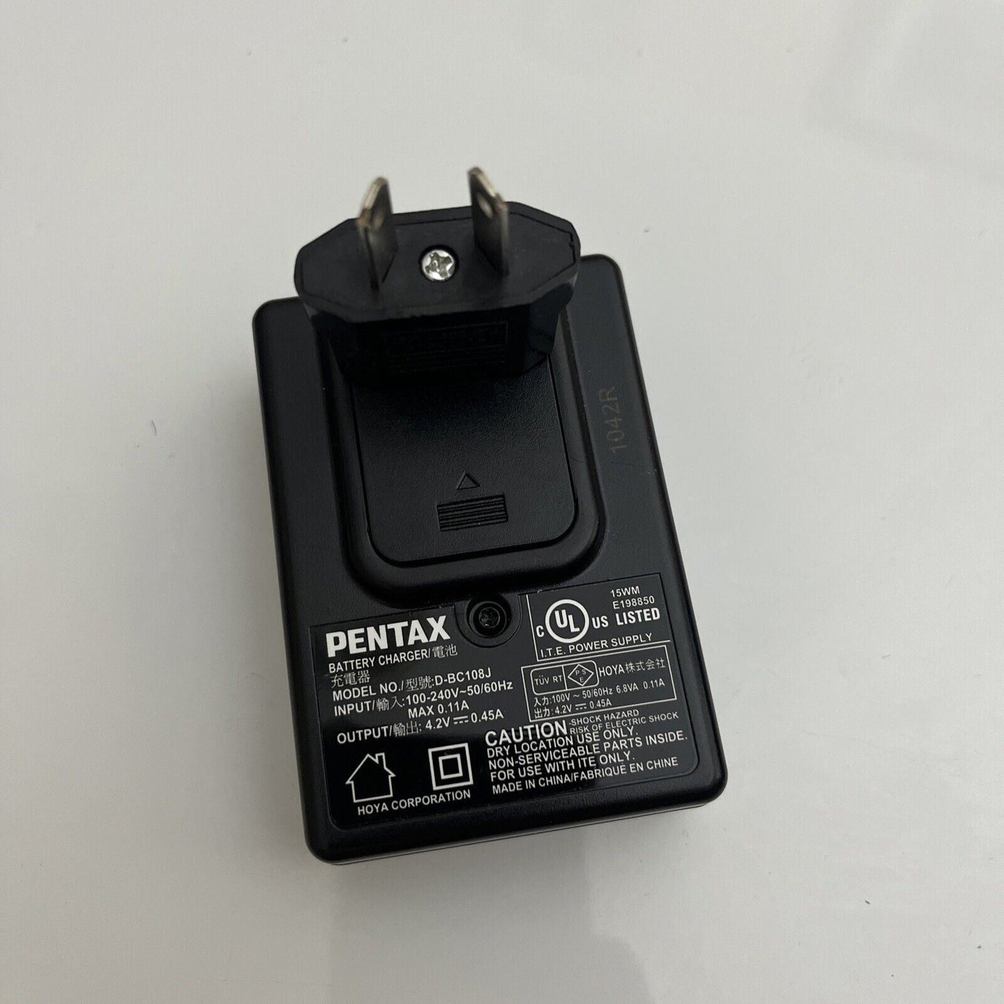 Genuine Pentax Battery Charger D-BC108J for Optio RS1000/NB1000