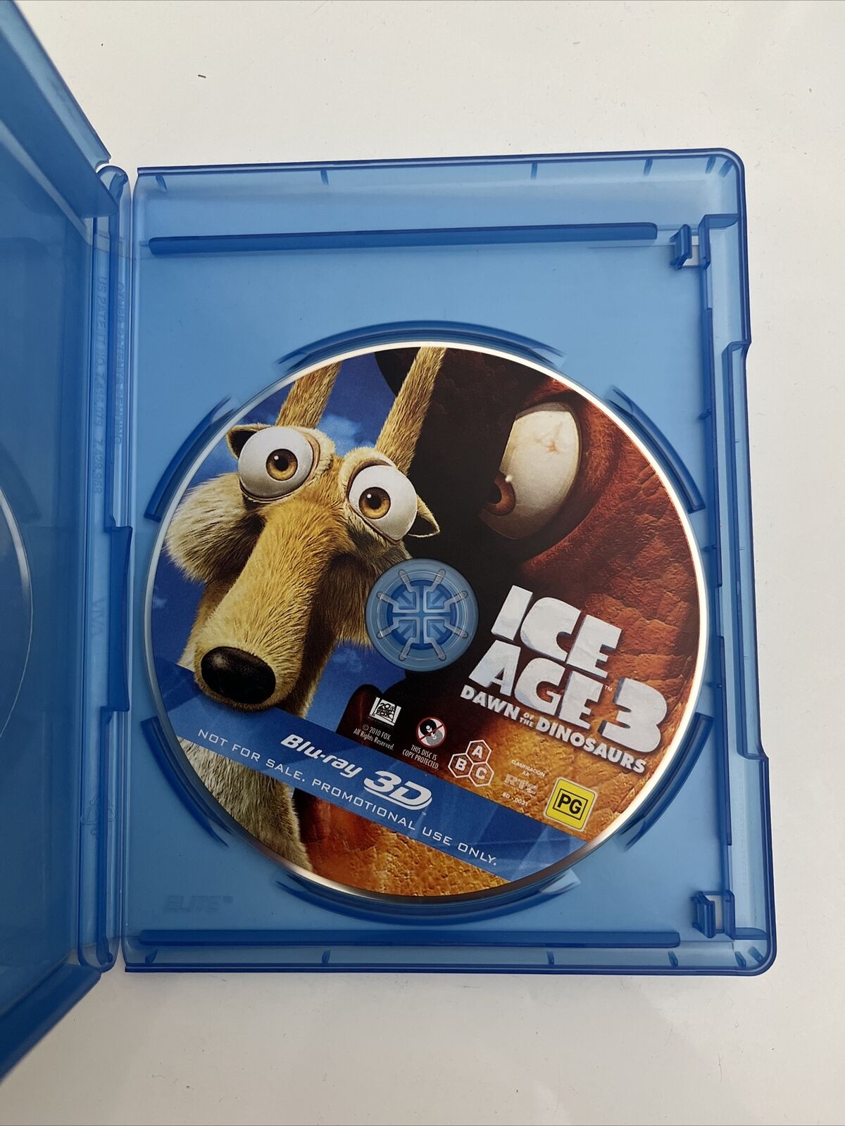 Ice Age 3 (Blu-ray 3D, 2009) Ray Romano, John Leguizamo, Denis Leary. All Region