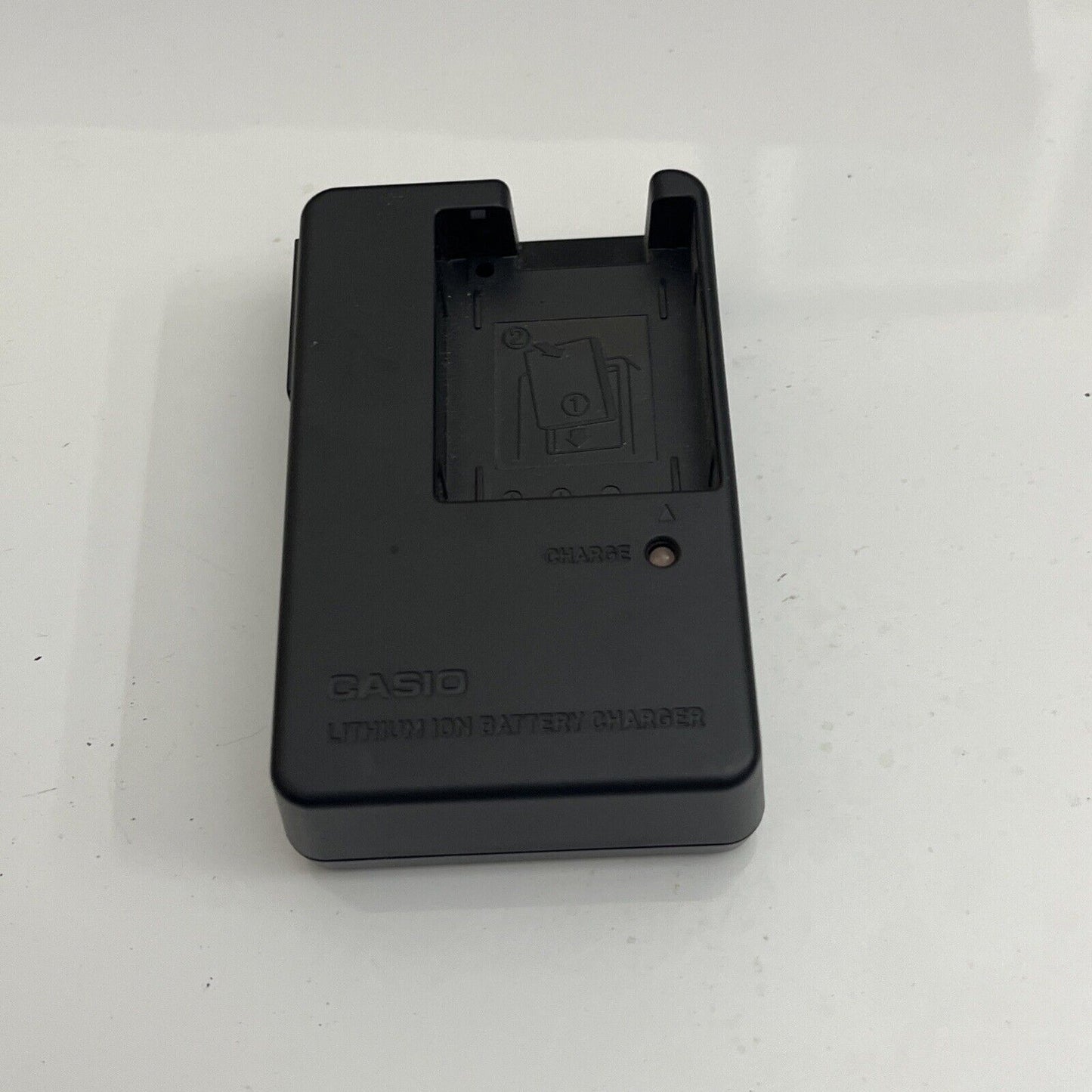 Genuine Casio Lithium Ion Battery Charger BC-70L for NP-70 Battery