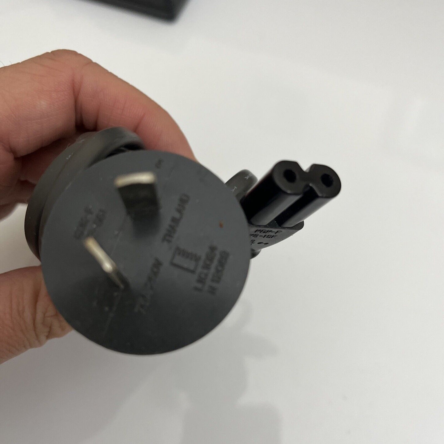 Genuine Ricoh BJ-8 Battery Charger for DB-80 batteries