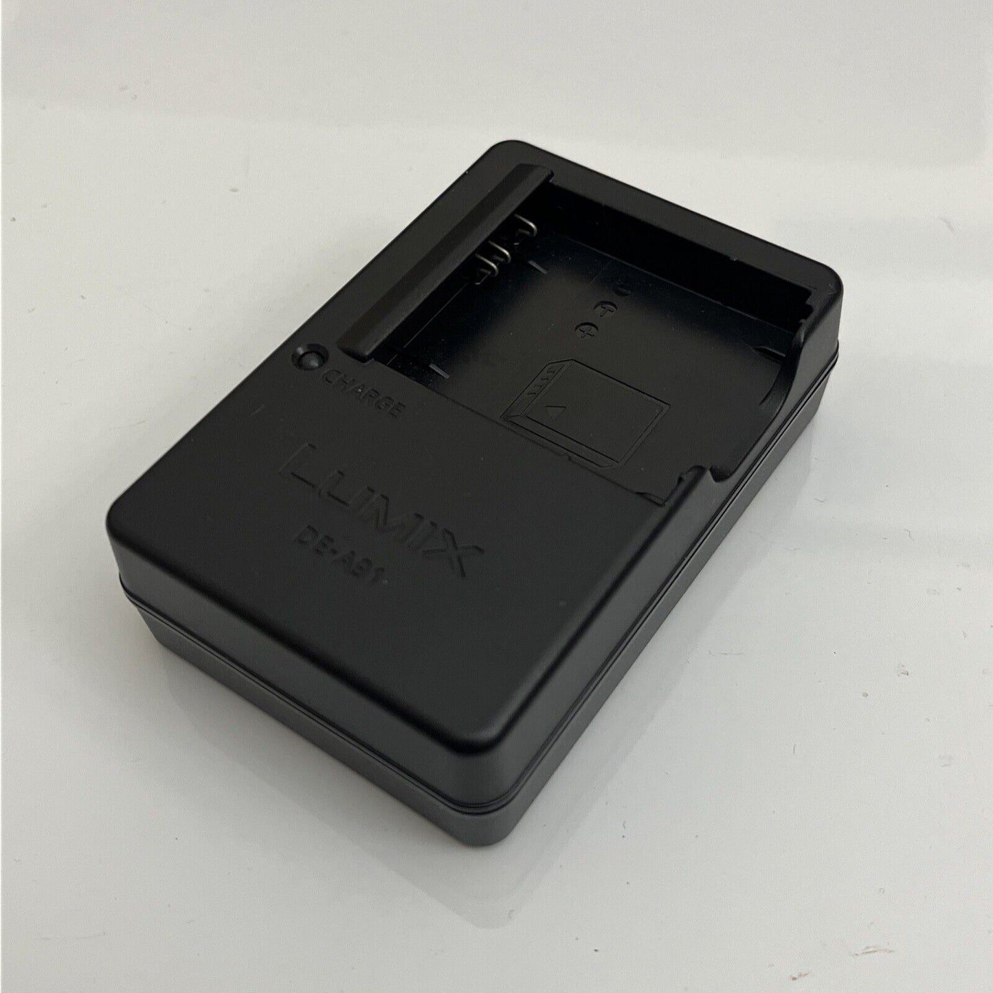 Panasonic Lumix DE-A91 Battery Charger for FH2 FH24 FH25 FH27 FP5 FP7 FX78 S1 S3