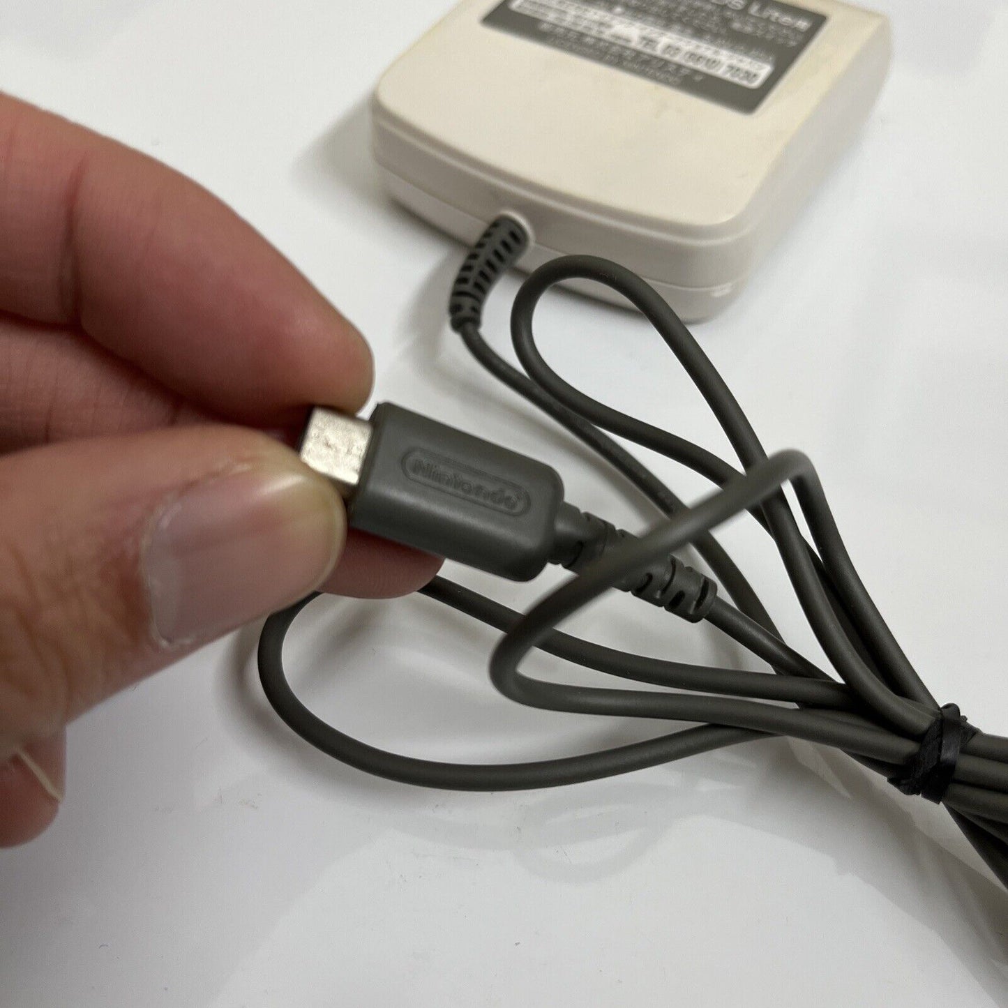 Nintendo DS Lite AA Battery Charger - Charges your DSLite with AA batteries