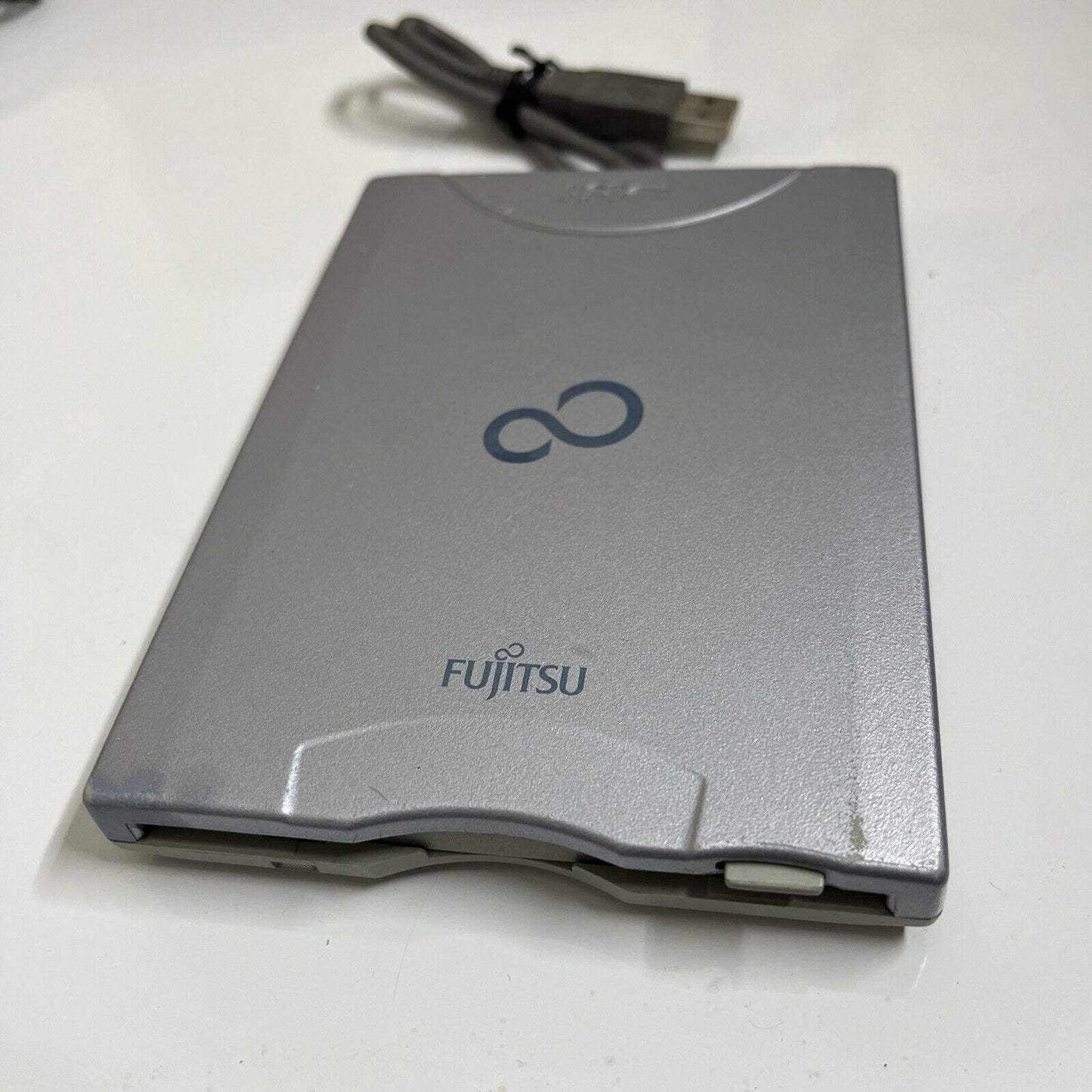 Fujitsu 3.5" Floppy Disk Drive FDD External Self-Powered USB CP078730-02