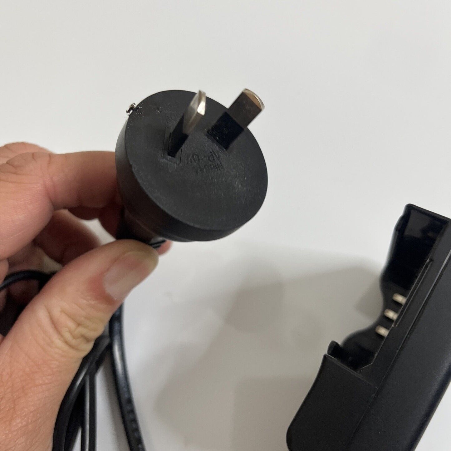 Genuine Nikon MH-60 Camera Battery Charger for EN-EL2 Battery