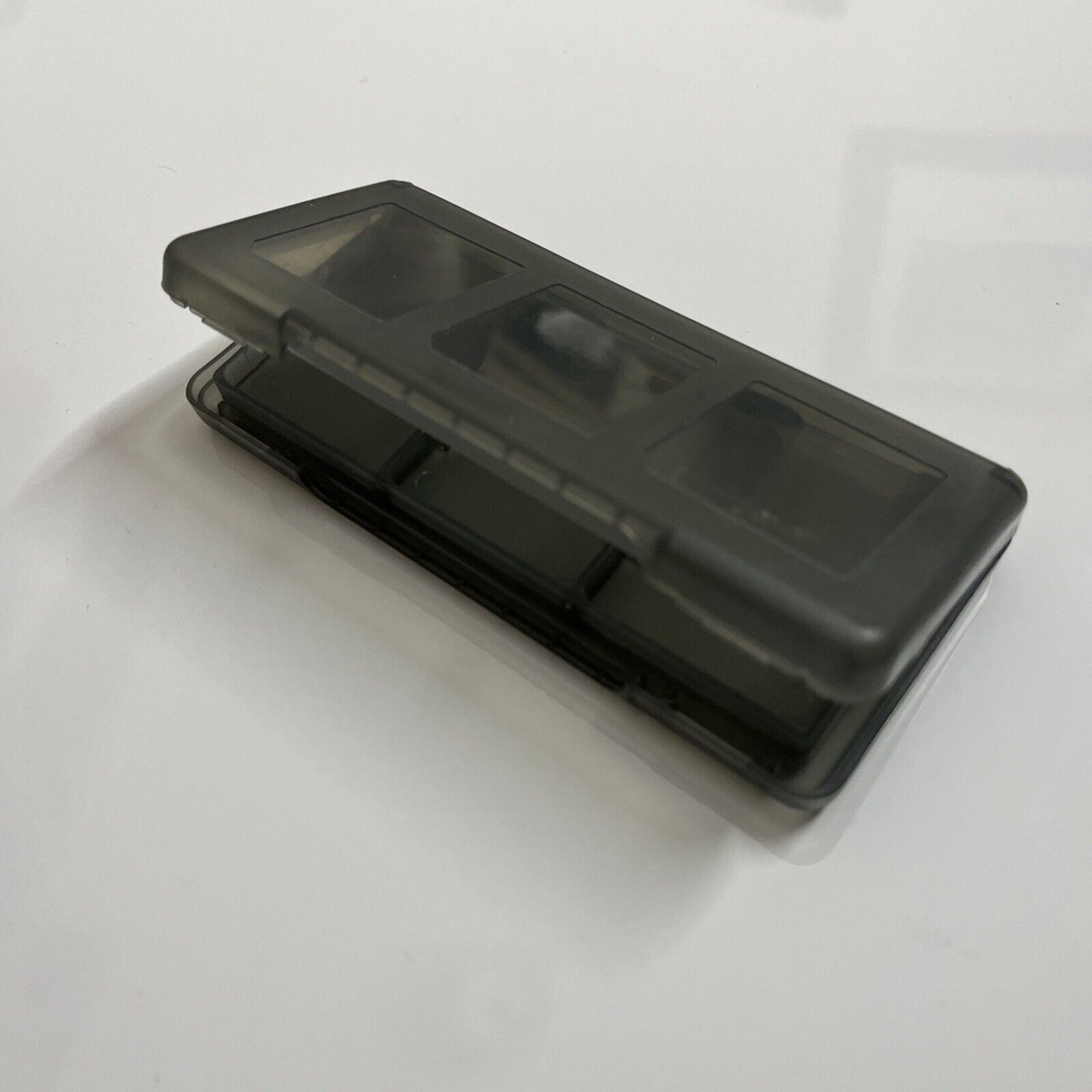 Nintendo DS NDS 6x Game Case Holder
