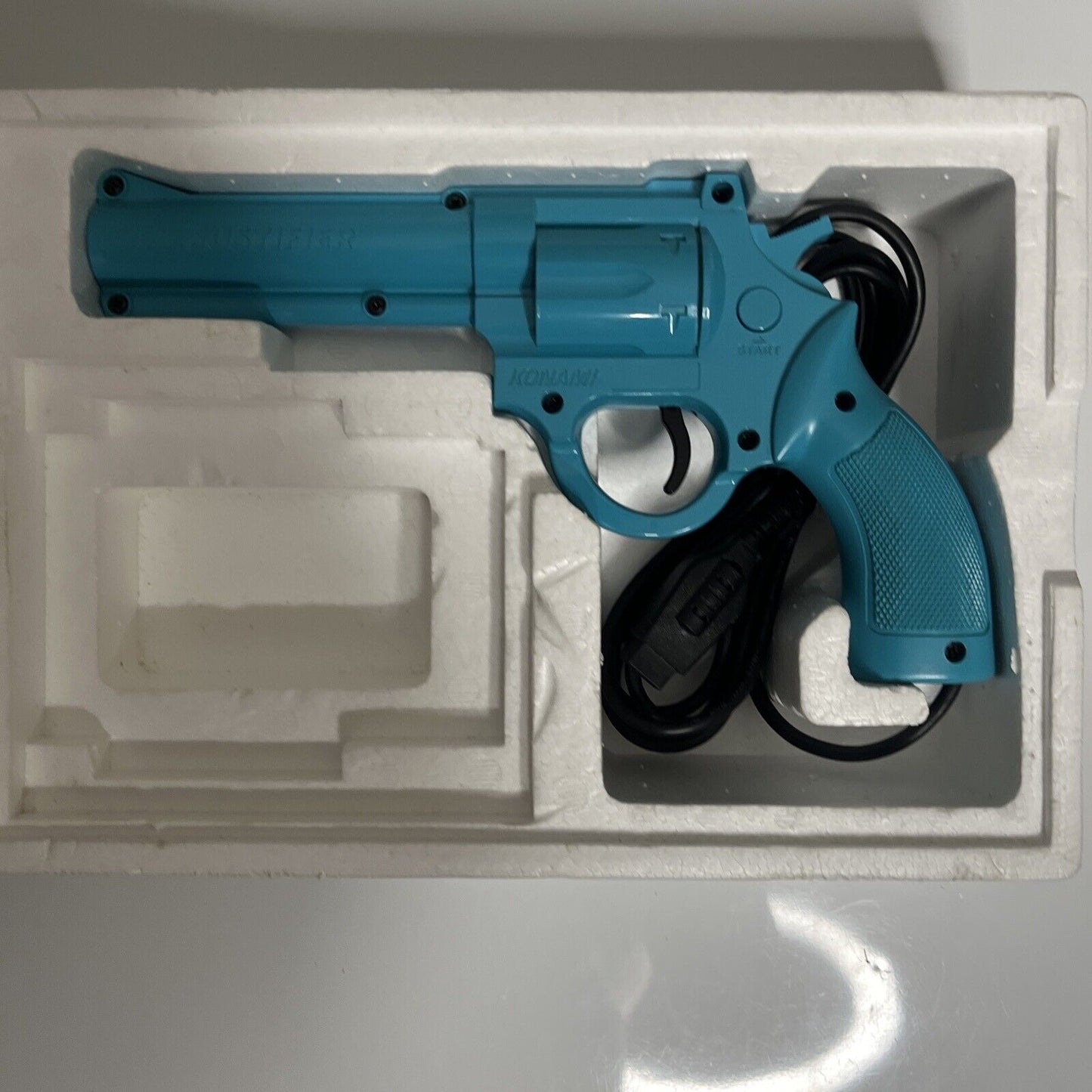 Lethal Enforcers The Justifier Light Gun 2x Red & Blue Controller Sega Megadrive