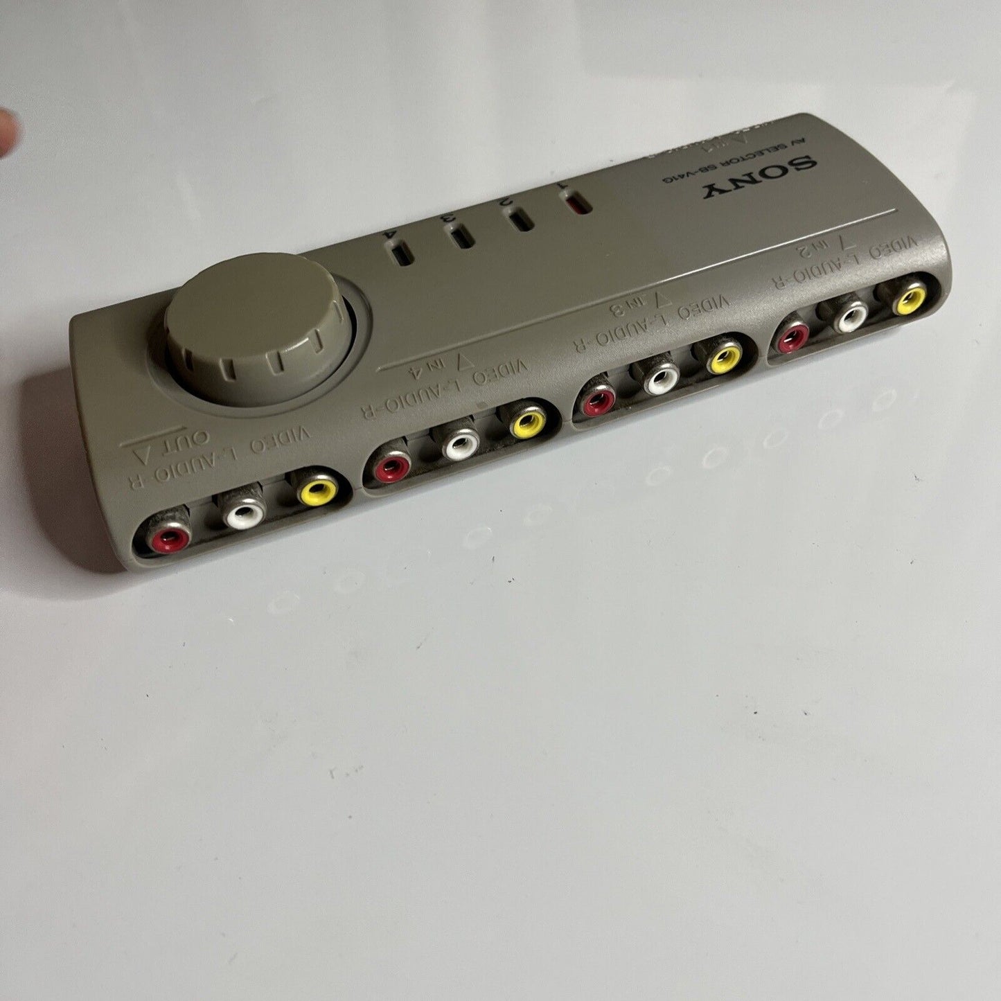 Genuine Sony AV Selector SB-V41G 4 Selection RCA Composite