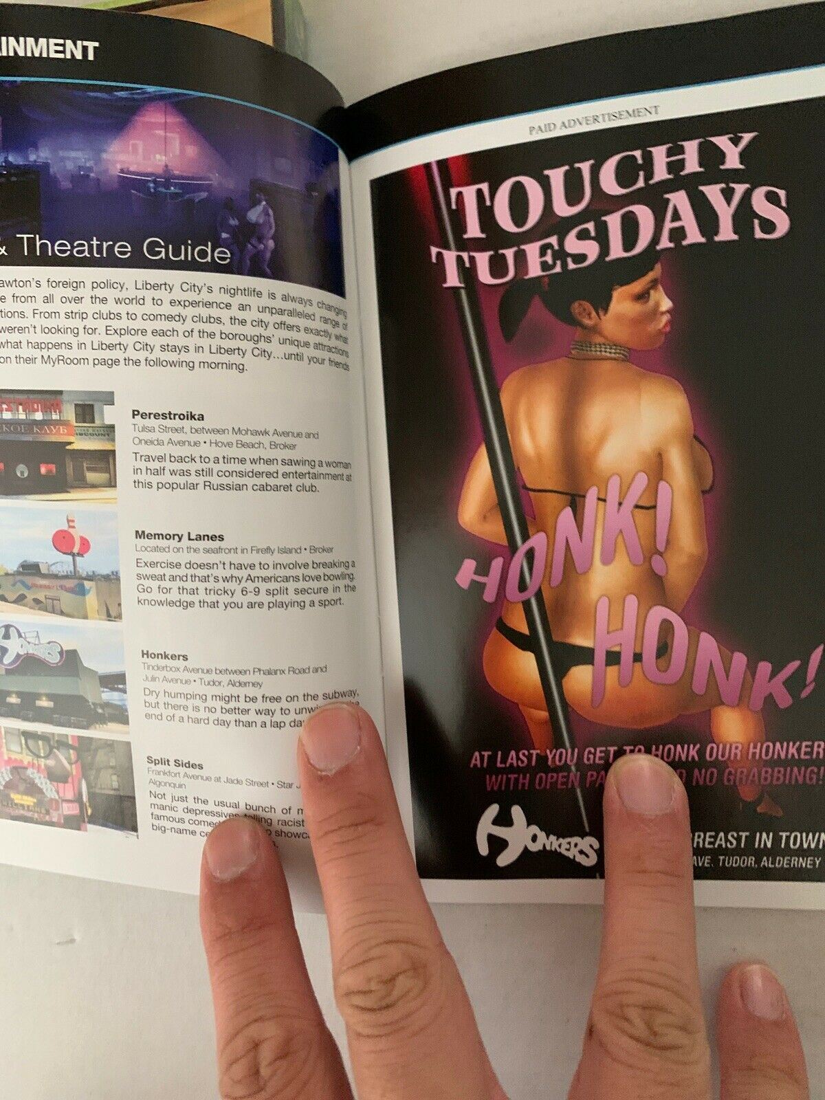 Grand Theft Auto IV (Microsoft Xbox 360, 2008) With Guidebook And Map. PAL