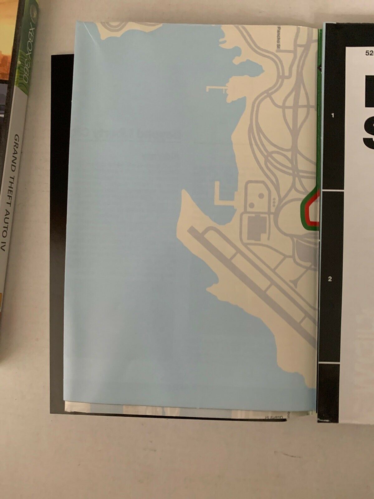 Grand Theft Auto IV (Microsoft Xbox 360, 2008) With Guidebook And Map. PAL