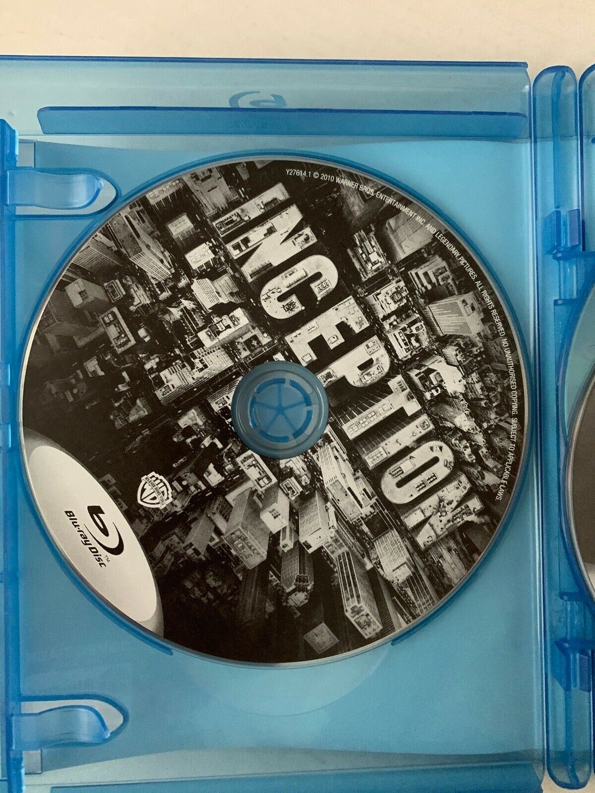 Inception - Combo Pack - Bluray, DVD & Digital Copy 4-Discs Set Region B