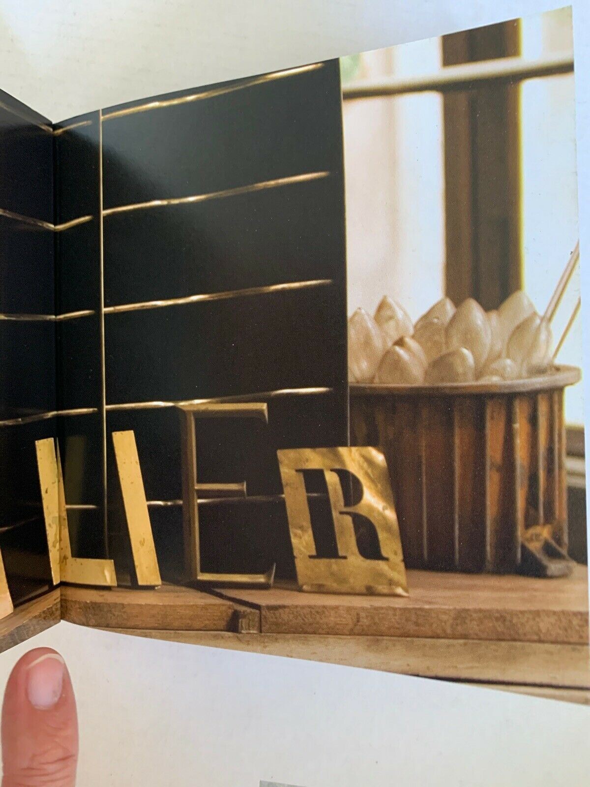 Paris : Made by Hand by Pia Jane Bijkerk (2009, Paperback)