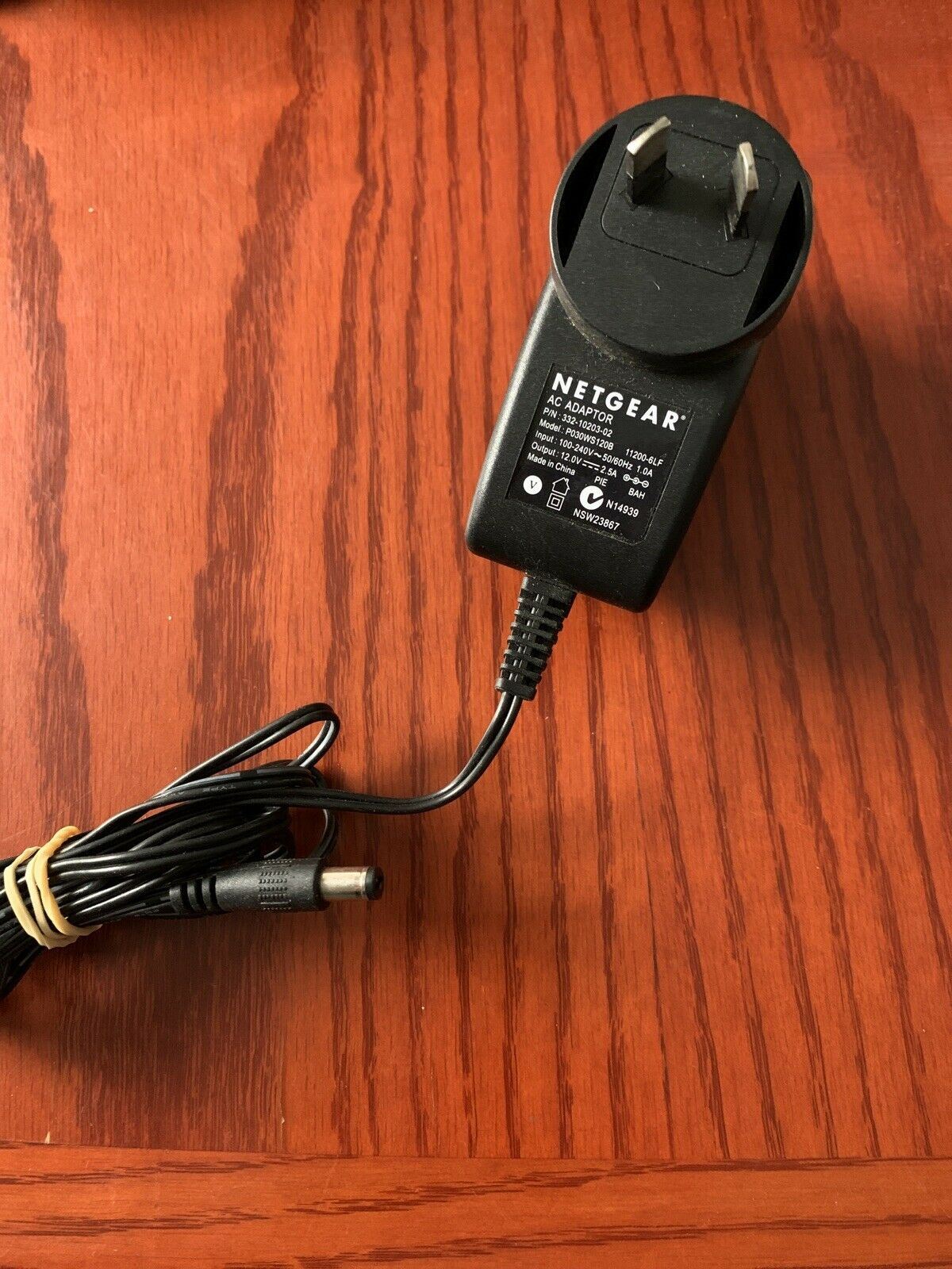 Genuine Netgear AC Adapter P030WS120B 12V 2.5A 332-10203-02