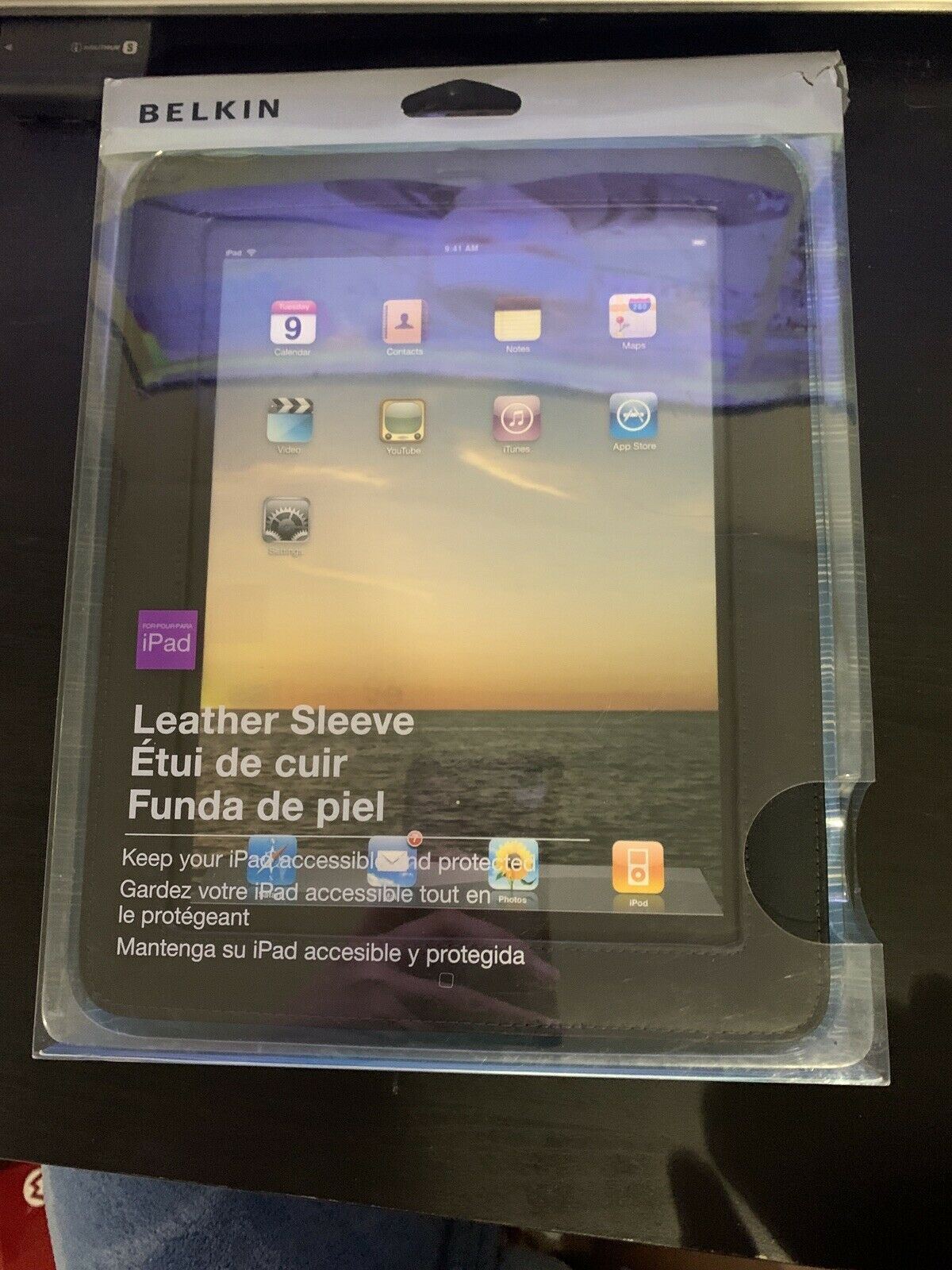 BELKIN Leather Sleeve For iPad 2nd & 3rd Generation